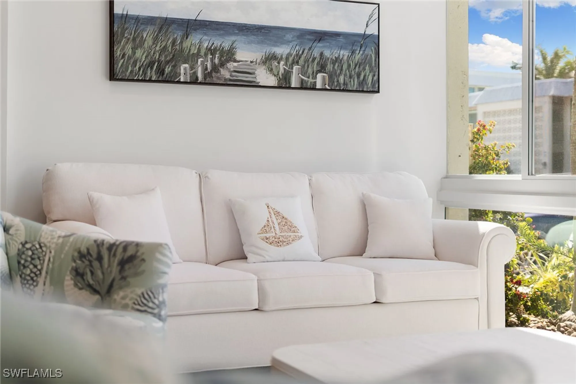 Property Slideshow image 32 of 37 | 2100 gulf shore blvd 107, Naples, FL, 34102
