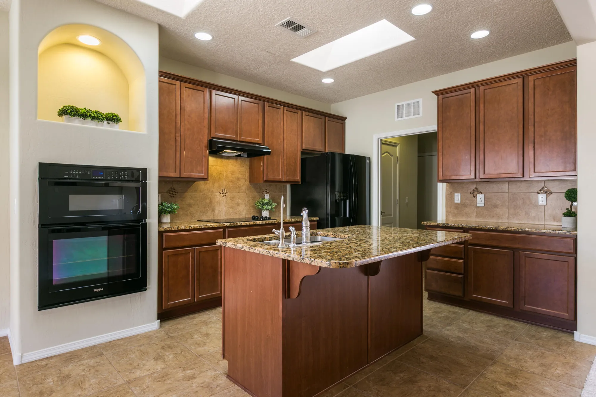 Property Slideshow image 11 of 33 | 1047 prairie zinnia dr, Bernalillo, NM, 87004