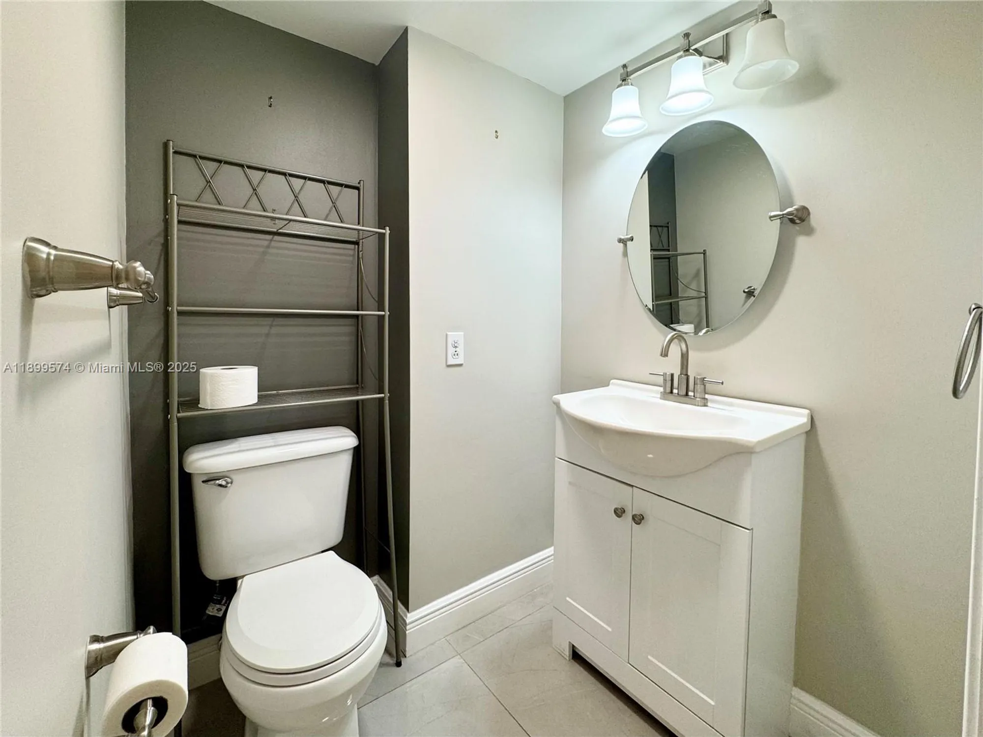 Property Slideshow image 7 of 26 | 21643 cypress rd apt 14d, Boca Raton, FL, 33433