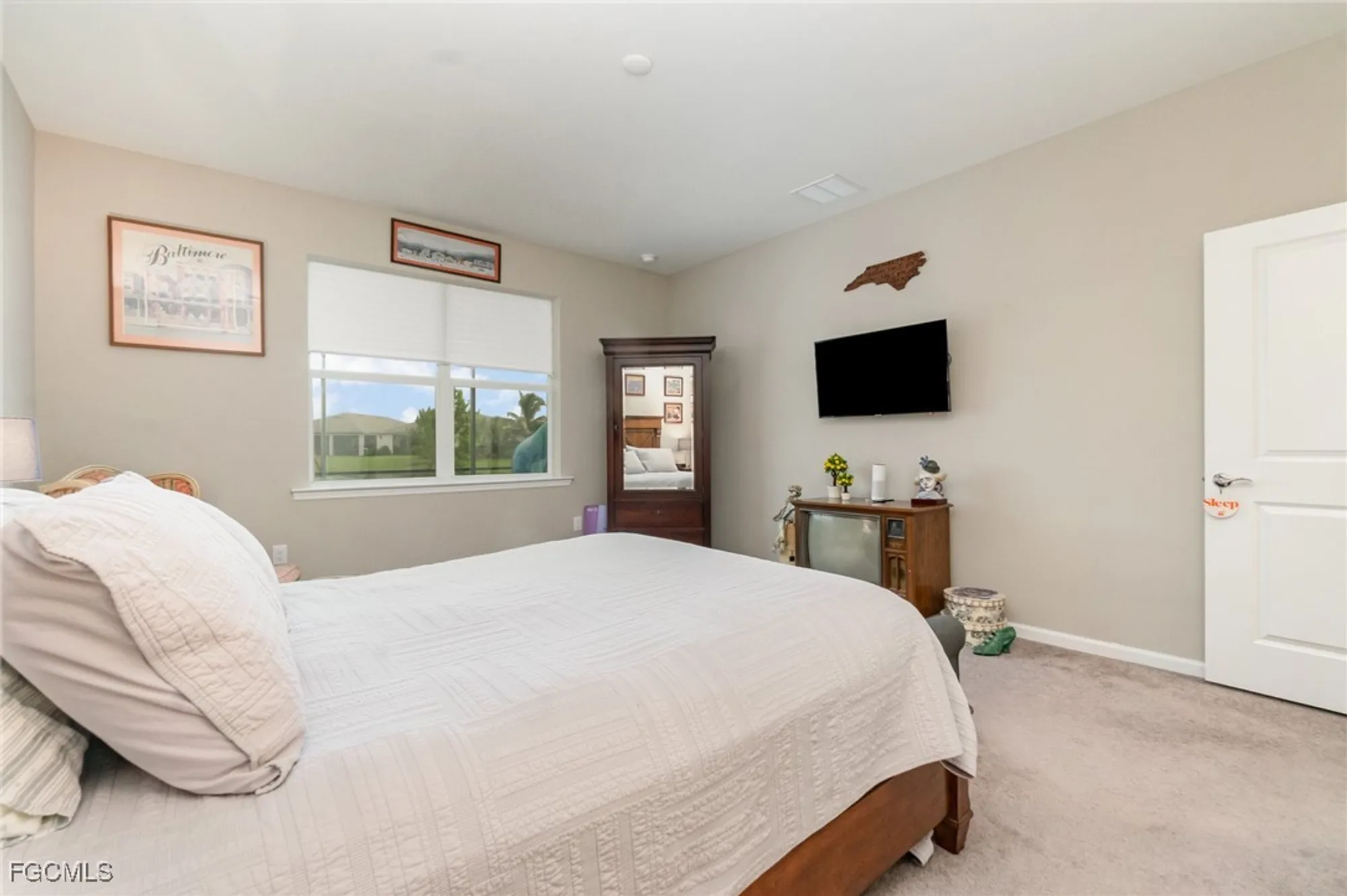 Property Slideshow image 17 of 42 | 7079 chapel creek ln, North Fort Myers, FL, 33917