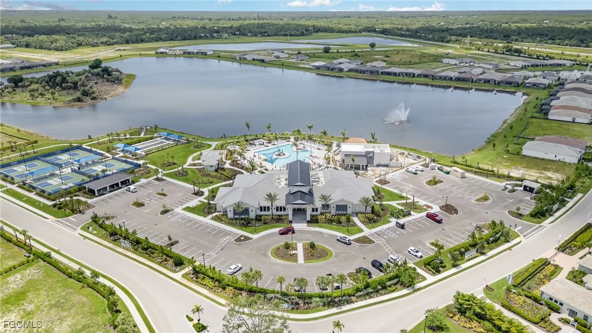 Property Slideshow image 36 of 42 | 7079 chapel creek ln, North Fort Myers, FL, 33917