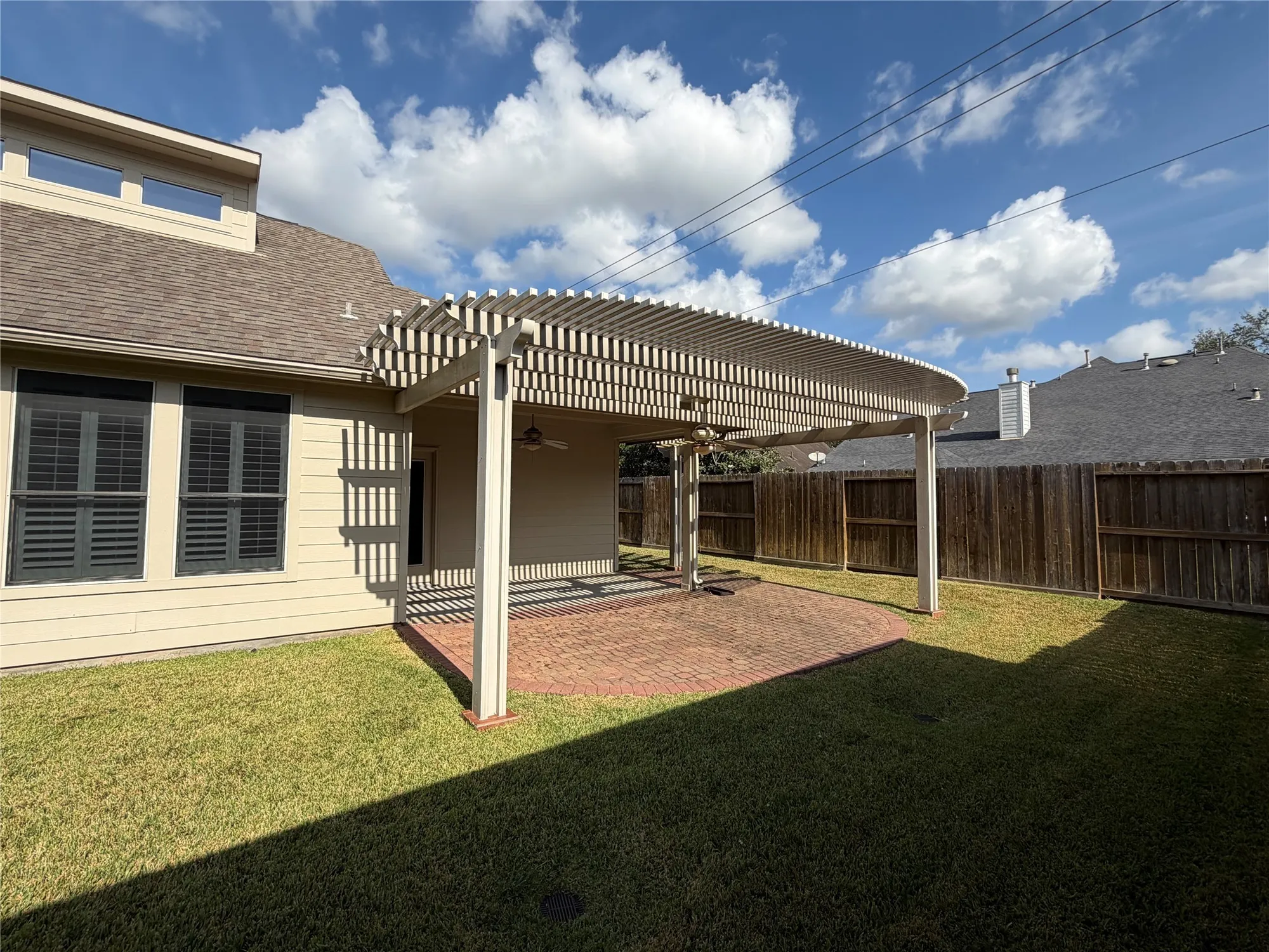 Property Slideshow image 32 of 33 | 1407 capri place ln, Pearland, TX, 77581