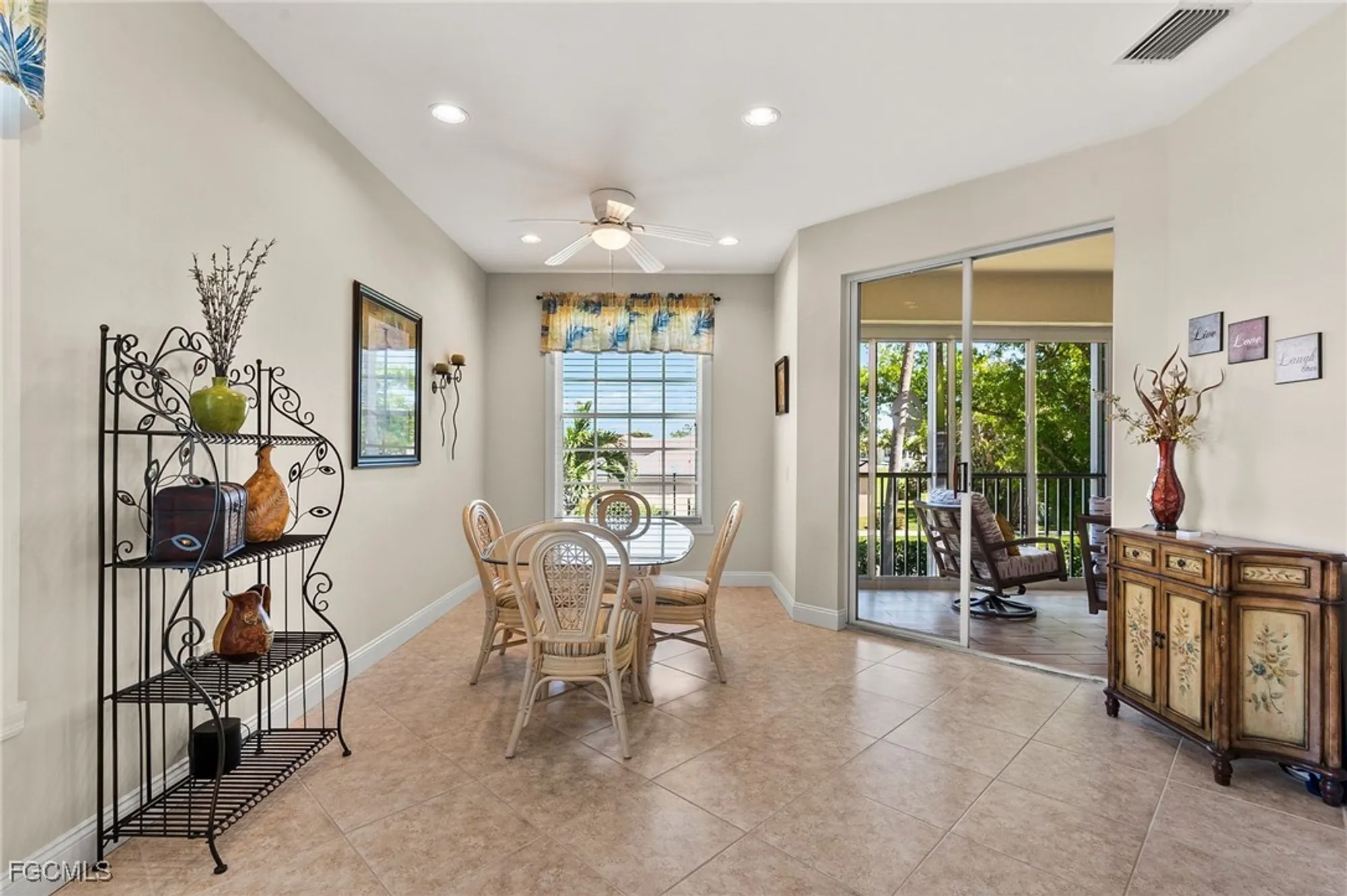 Property Slideshow image 14 of 42 | 11270 jacana ct 2110, Fort Myers, FL, 33908