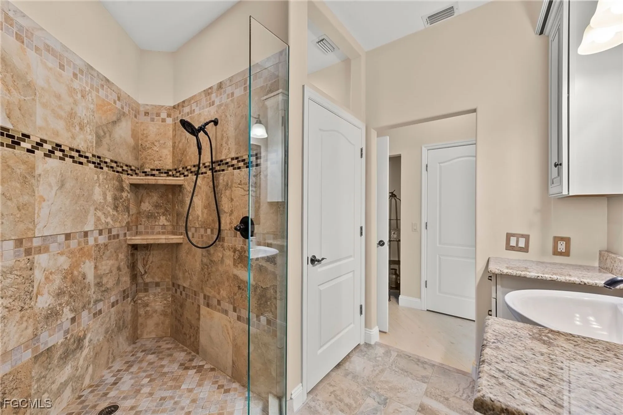 Property Slideshow image 27 of 42 | 11270 jacana ct 2110, Fort Myers, FL, 33908