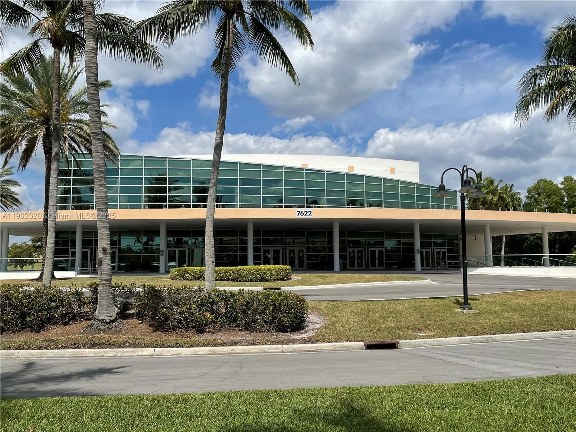 Property Slideshow image 11 of 16 | 7486 trent dr 408, Tamarac, FL, 33321