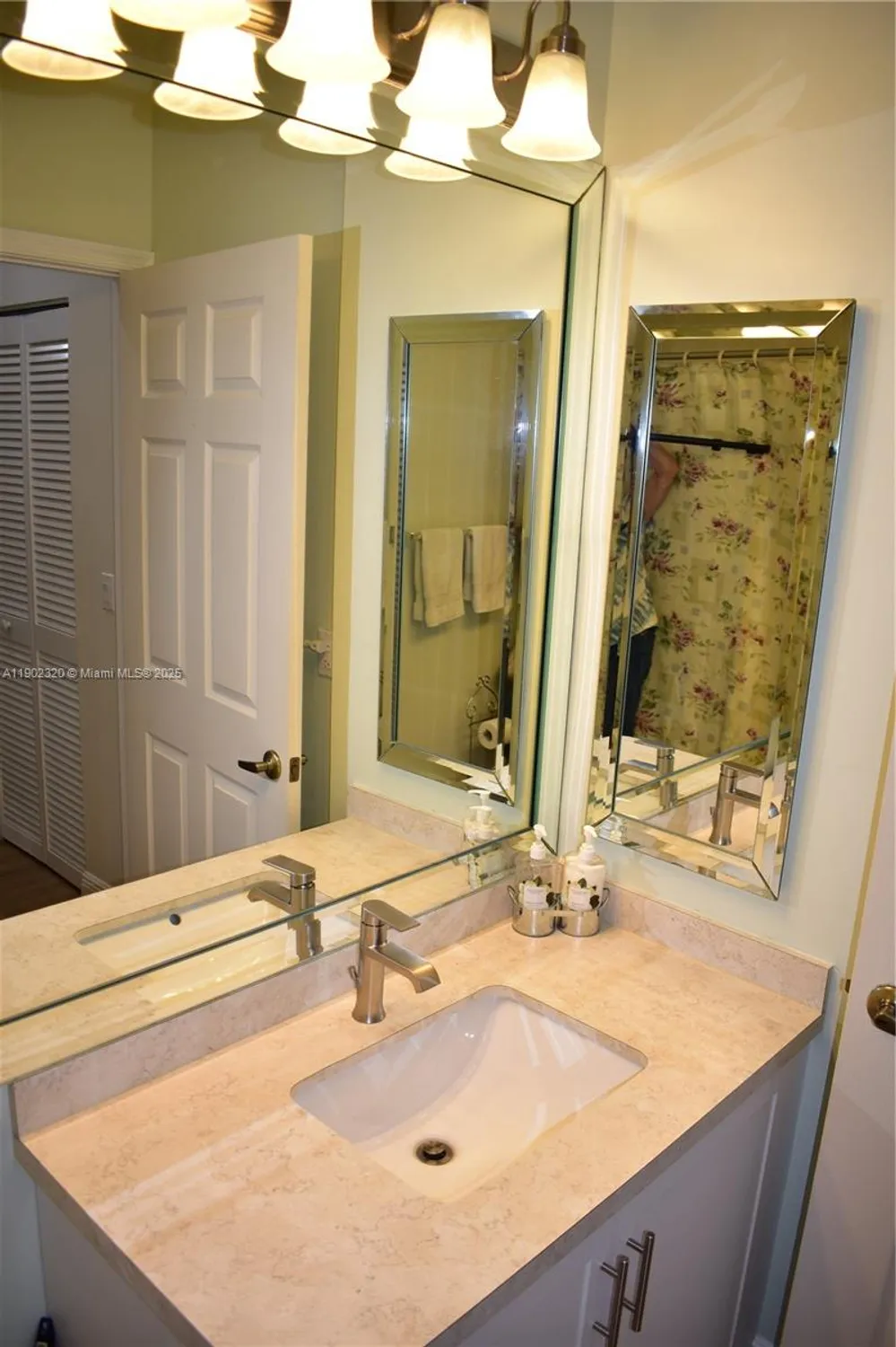 Property Slideshow image 32 of 63 | 7486 trent dr 408, Tamarac, FL, 33321
