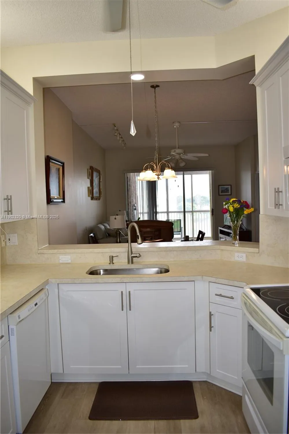 Property Slideshow image 44 of 63 | 7486 trent dr 408, Tamarac, FL, 33321