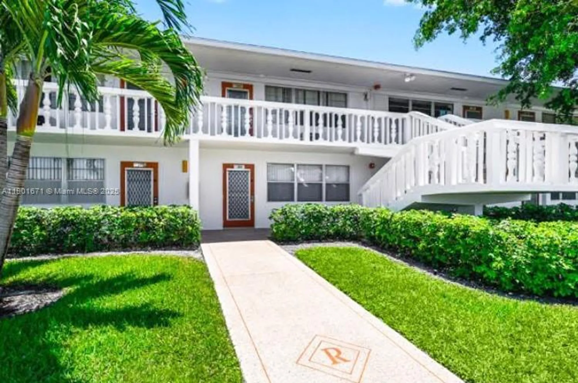 Property Slideshow image 5 of 11 | 390 tilford r r 390, Deerfield Beach, FL, 33442