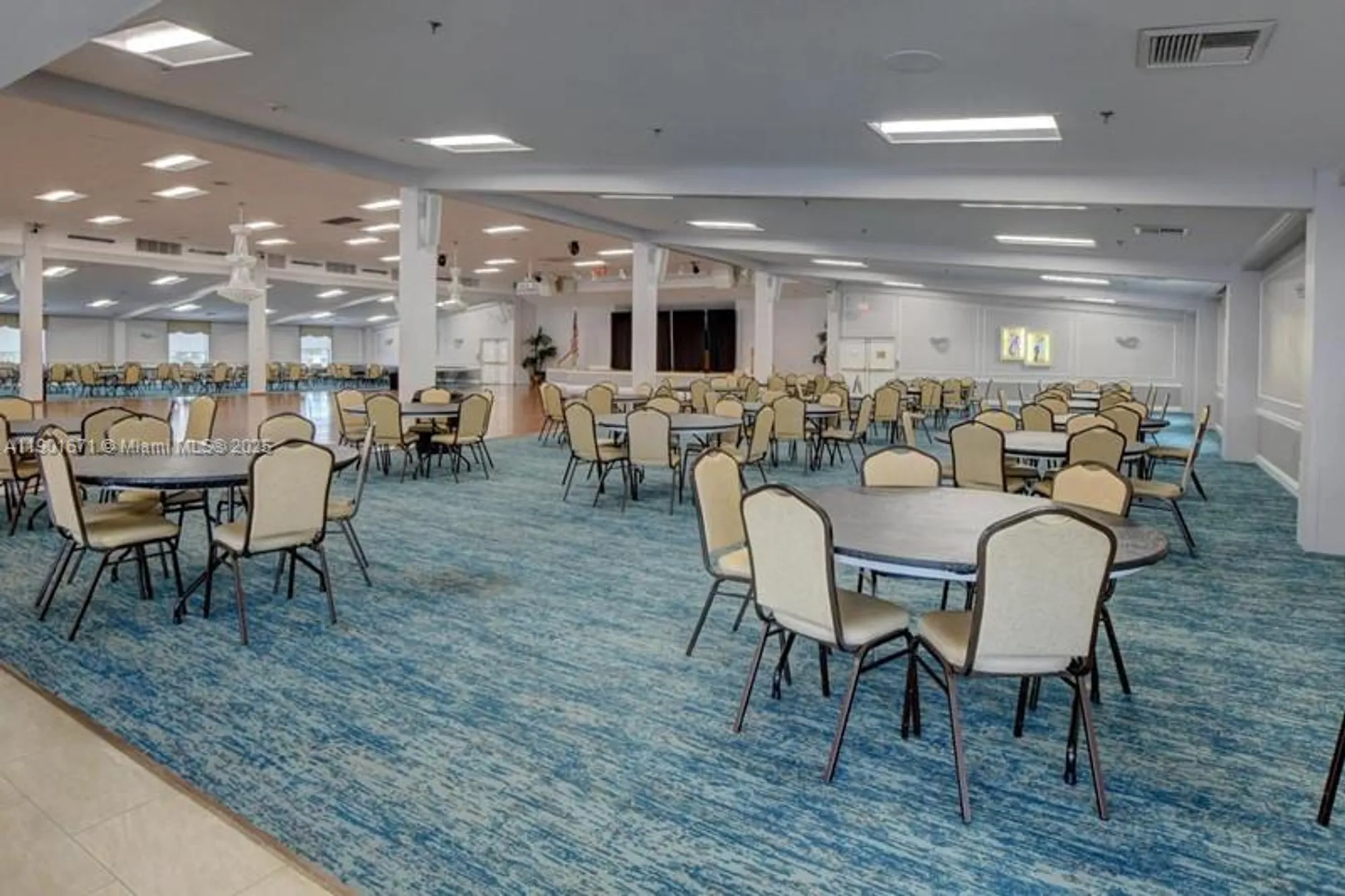 Property Slideshow image 7 of 11 | 390 tilford r r 390, Deerfield Beach, FL, 33442