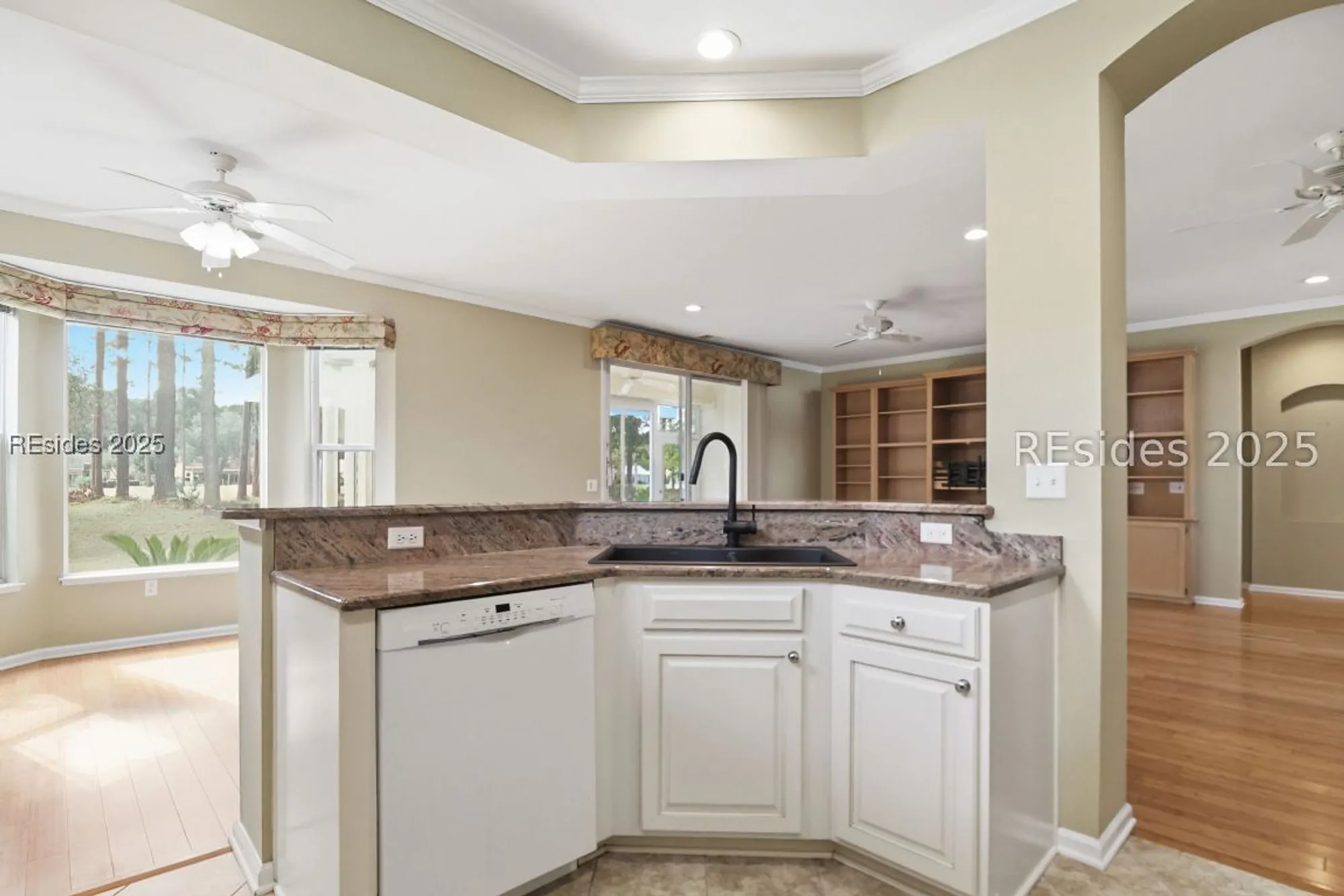 Property Slideshow image 19 of 48 | 20 devant dr, Bluffton, SC, 29909