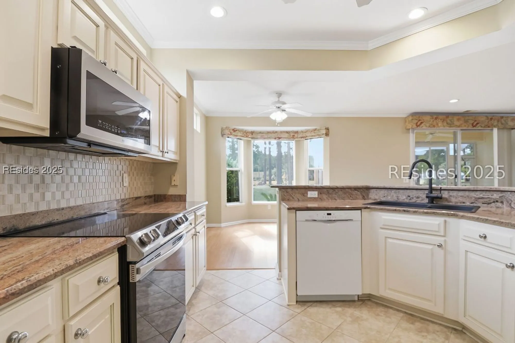 Property Slideshow image 5 of 48 | 20 devant dr, Bluffton, SC, 29909