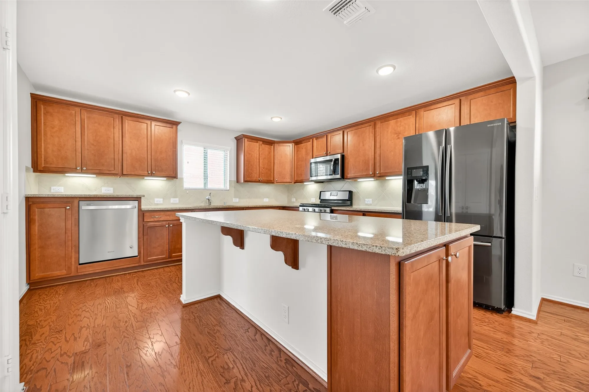 Property Slideshow image 19 of 47 | 3002 rock rose ln, Richmond, TX, 77469