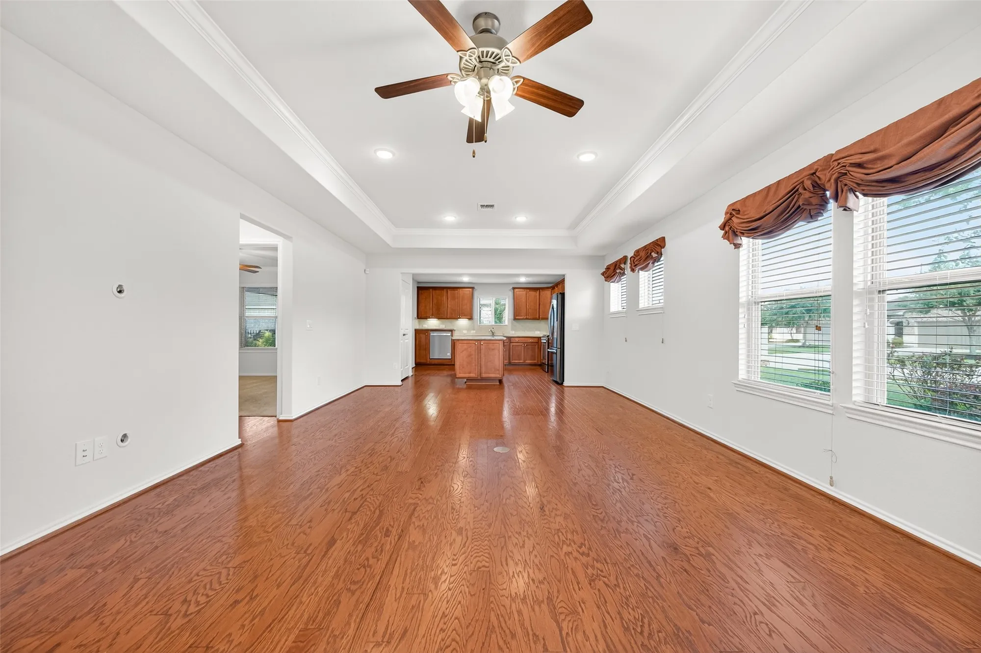 Property Slideshow image 13 of 47 | 3002 rock rose ln, Richmond, TX, 77469