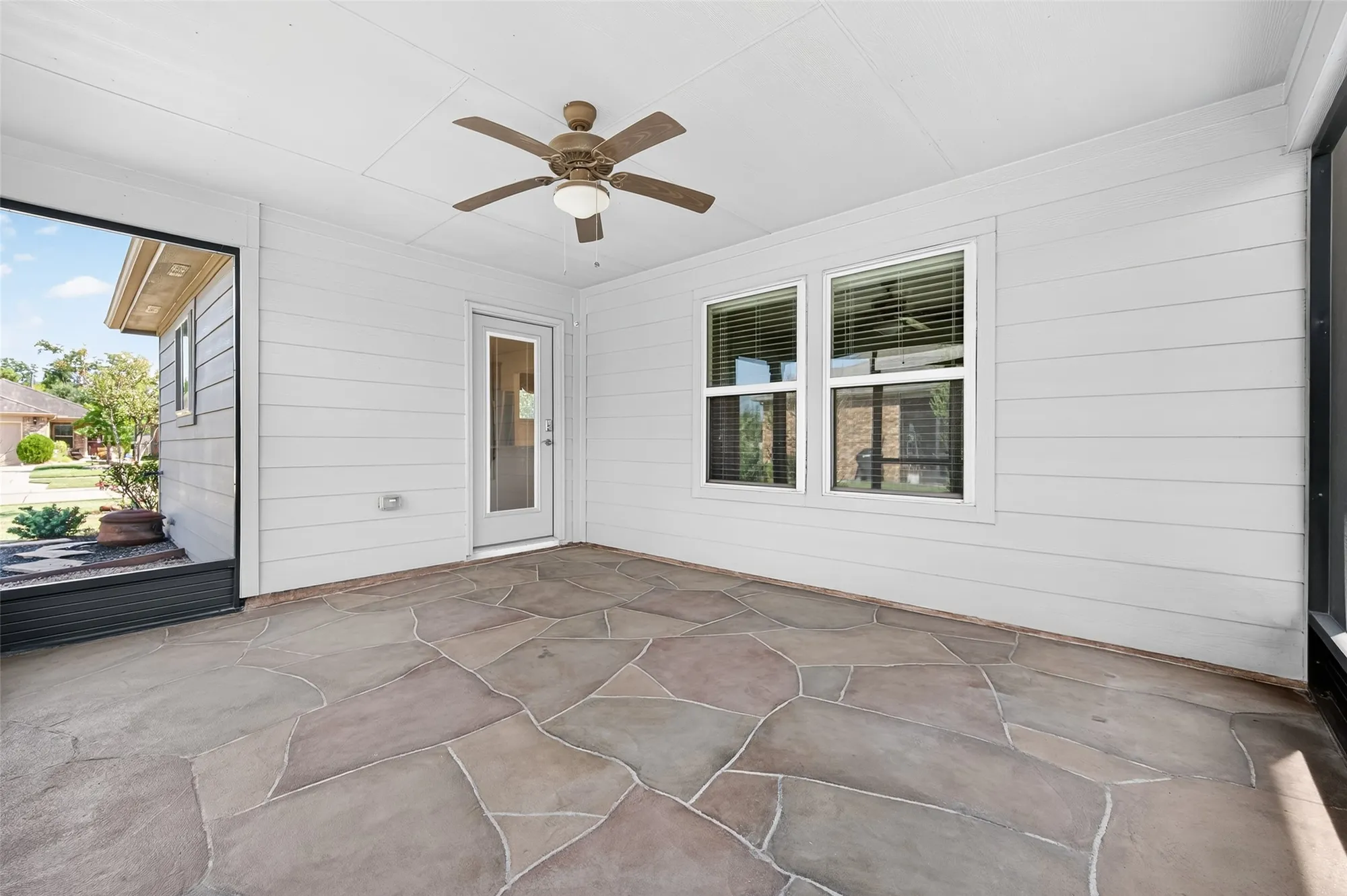 Property Slideshow image 41 of 47 | 3002 rock rose ln, Richmond, TX, 77469