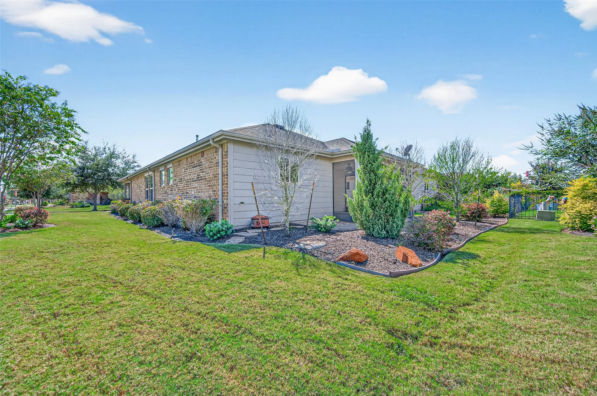 Property Slideshow image 43 of 47 | 3002 rock rose ln, Richmond, TX, 77469