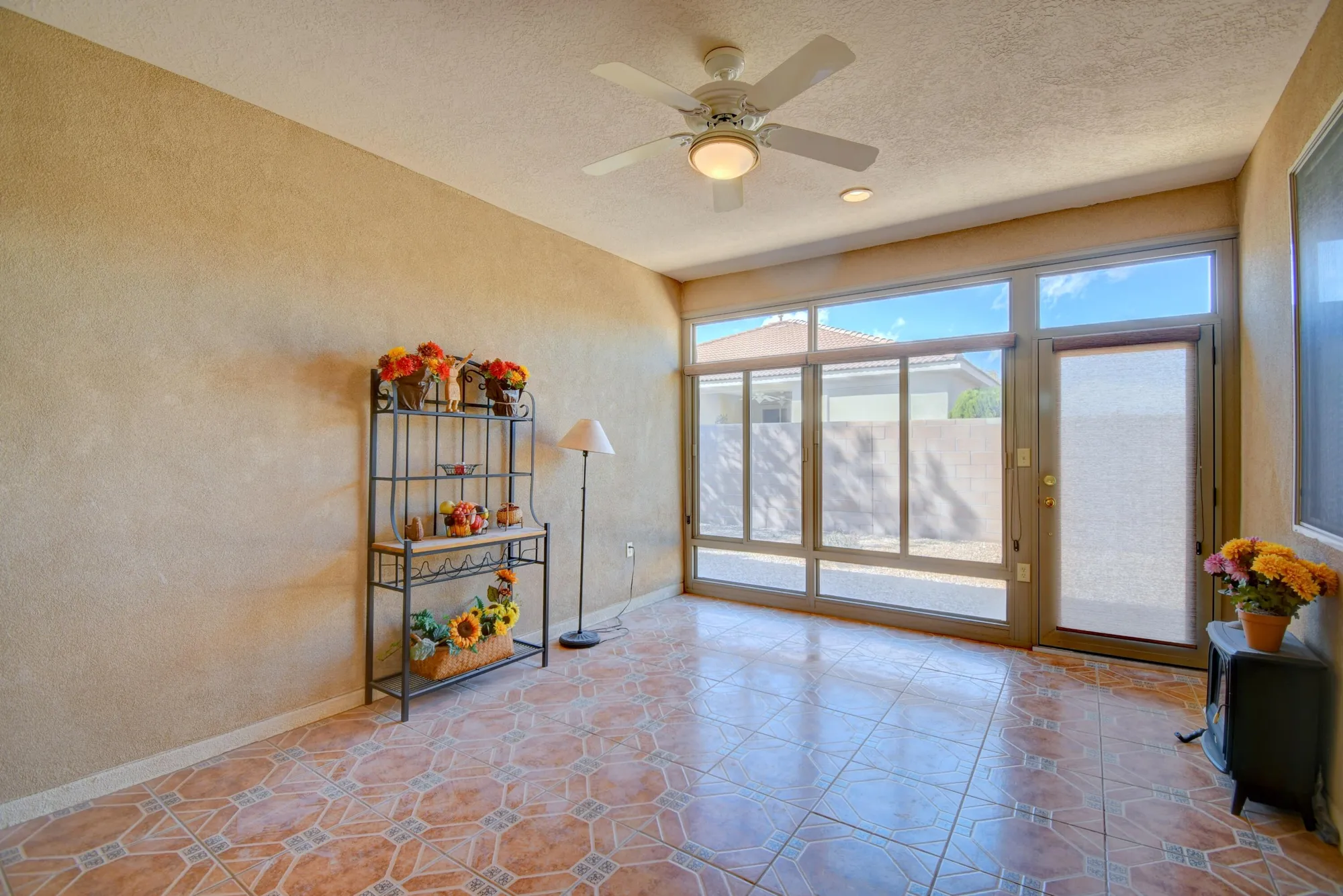 Property Slideshow image 19 of 32 | 901 golden yarrow trl, Bernalillo, NM, 87004