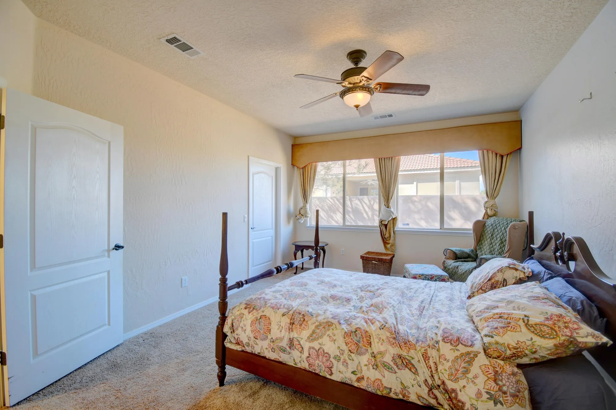 Property Slideshow image 13 of 32 | 901 golden yarrow trl, Bernalillo, NM, 87004