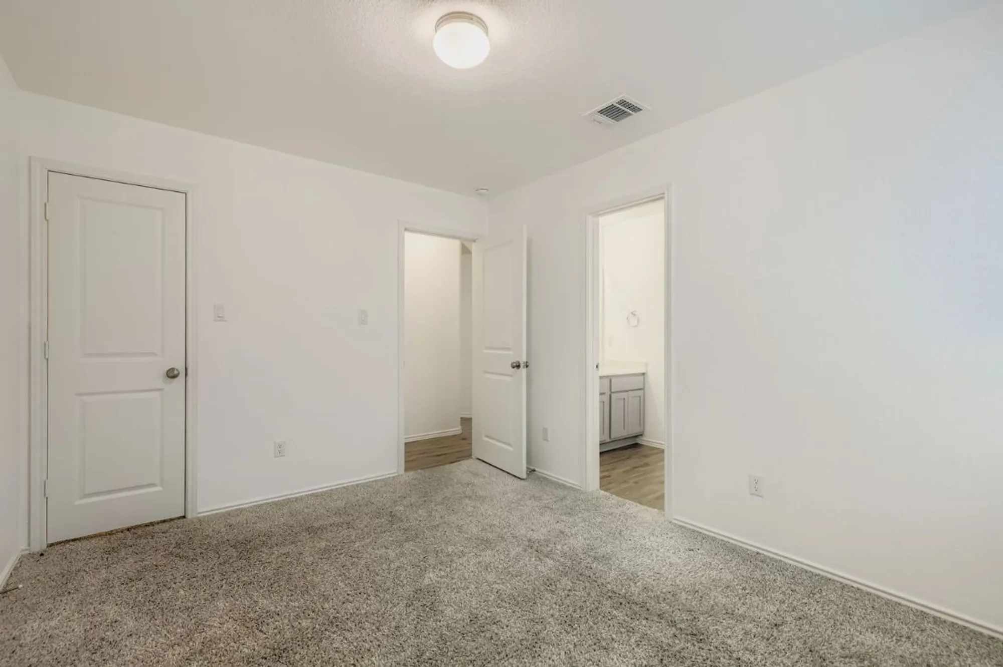 Property Slideshow image 19 of 28 | 128 concho brook bnd, Georgetown, TX, 78626