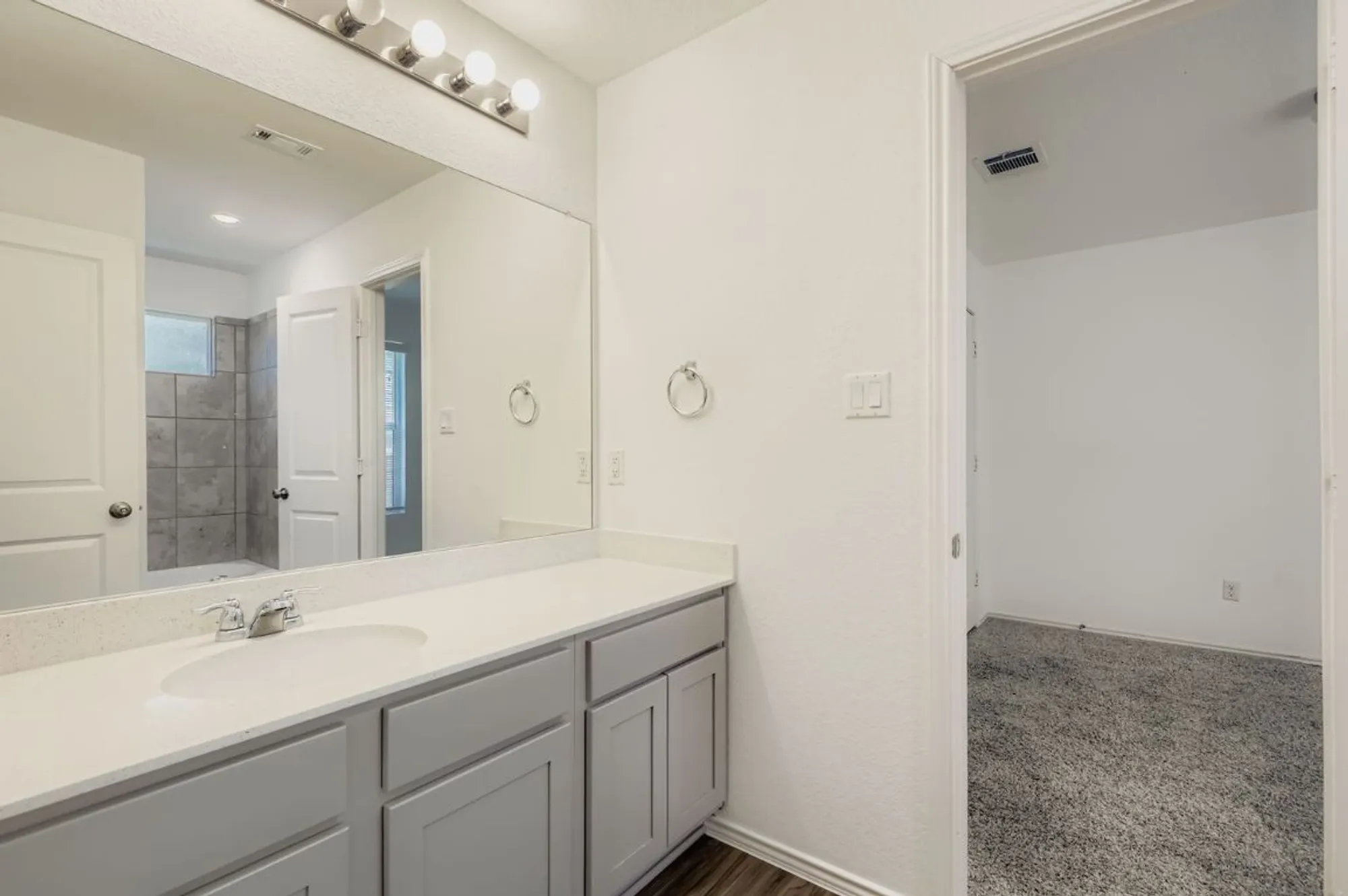 Property Slideshow image 20 of 28 | 128 concho brook bnd, Georgetown, TX, 78626