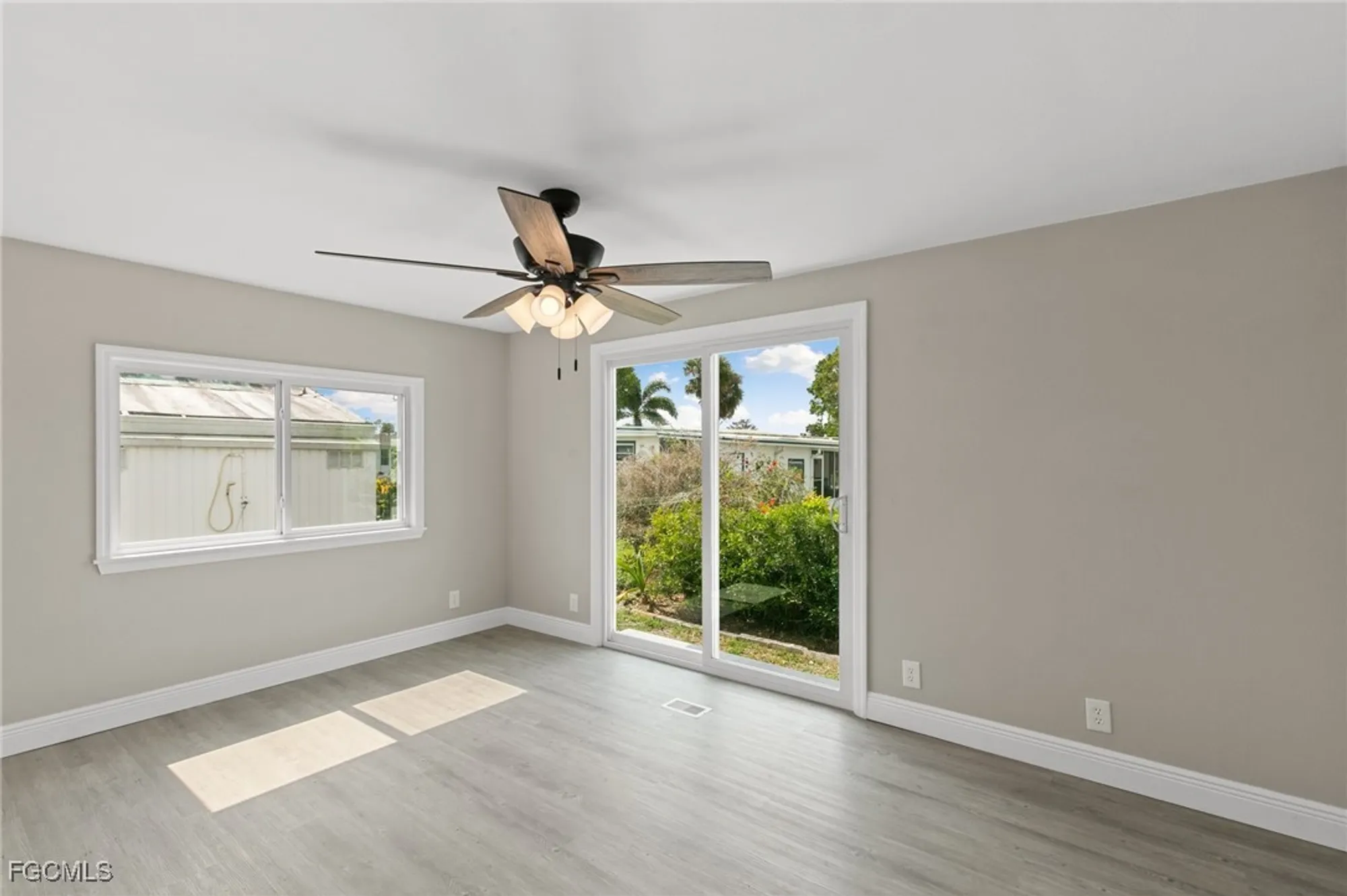 Property Slideshow image 18 of 28 | 57 san remo cir, Naples, FL, 34112
