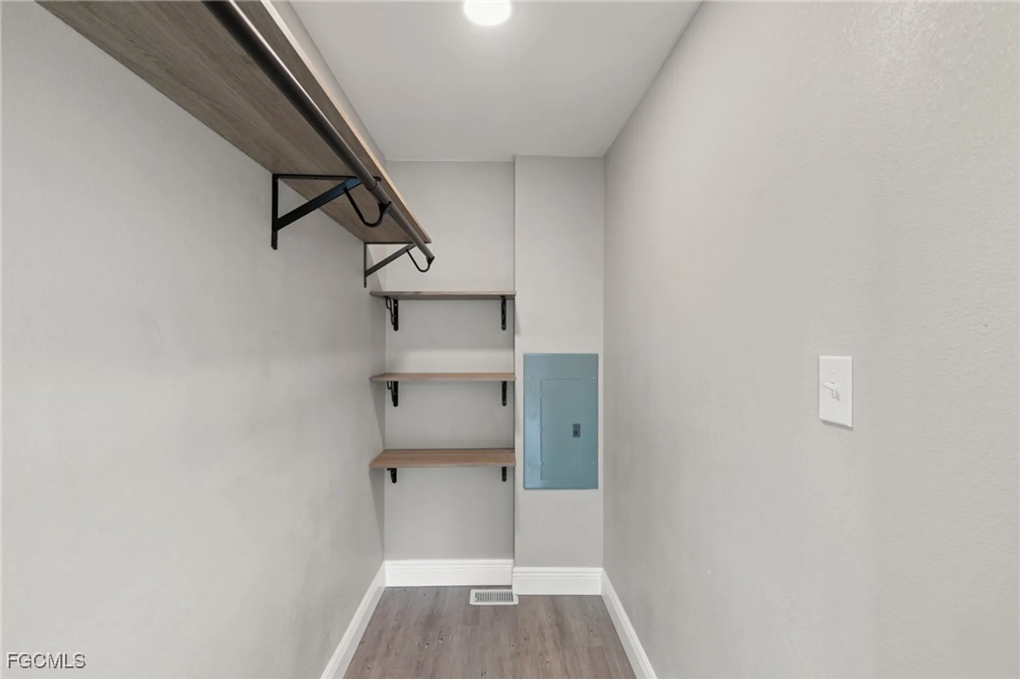 Property Slideshow image 20 of 28 | 57 san remo cir, Naples, FL, 34112