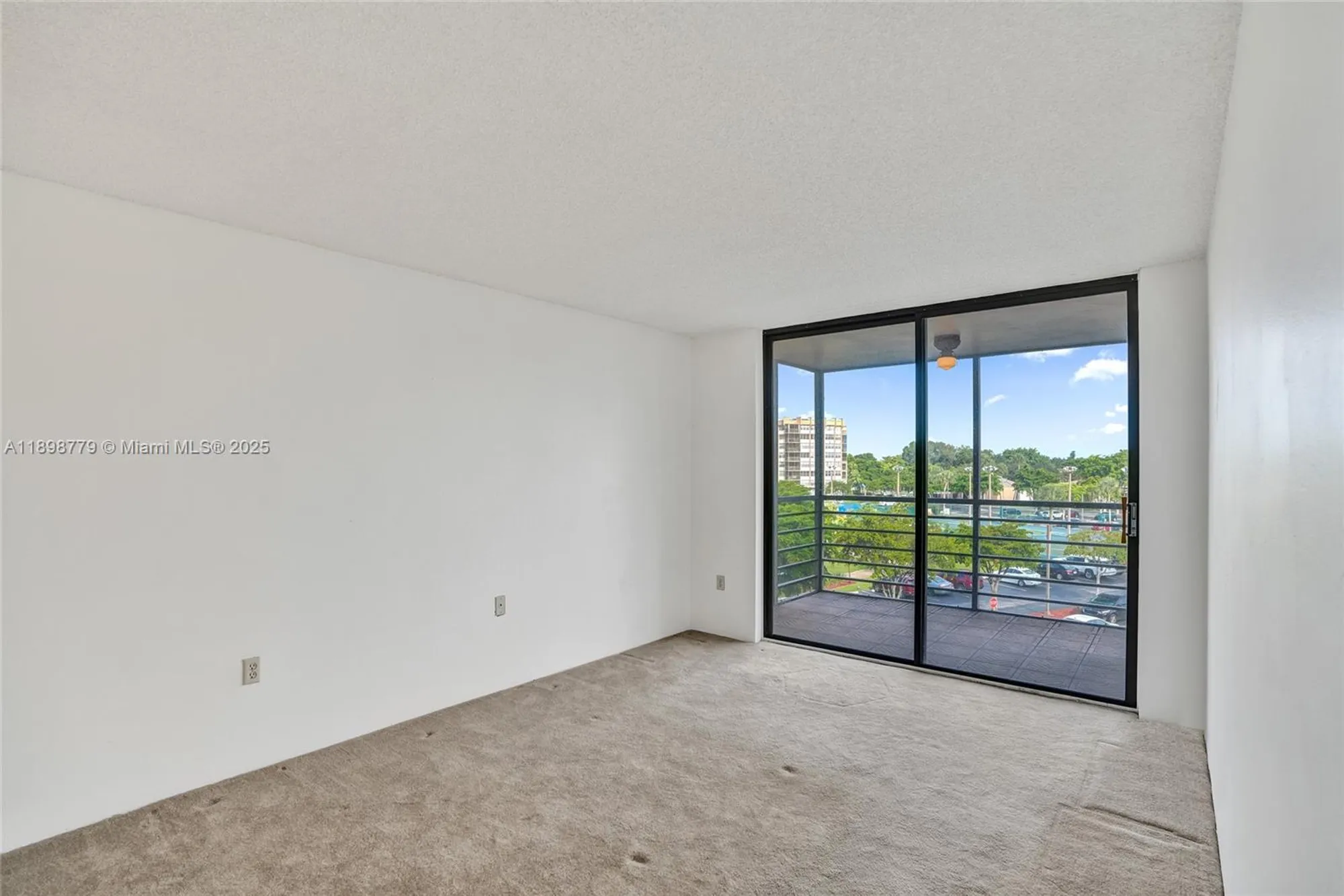 Property Slideshow image 11 of 34 | 1200 saint charles pl 413, Pembroke Pines, FL, 33026
