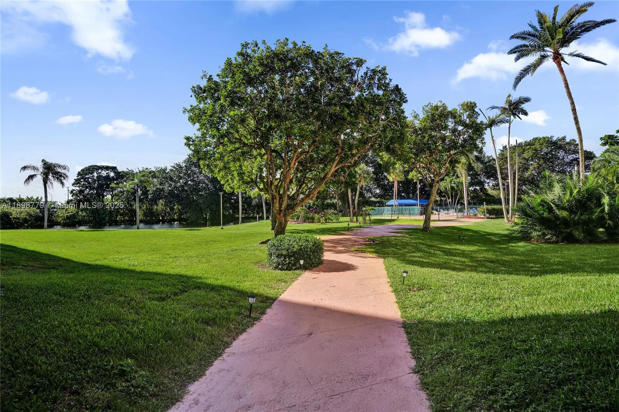 Property Slideshow image 28 of 34 | 1200 saint charles pl 413, Pembroke Pines, FL, 33026