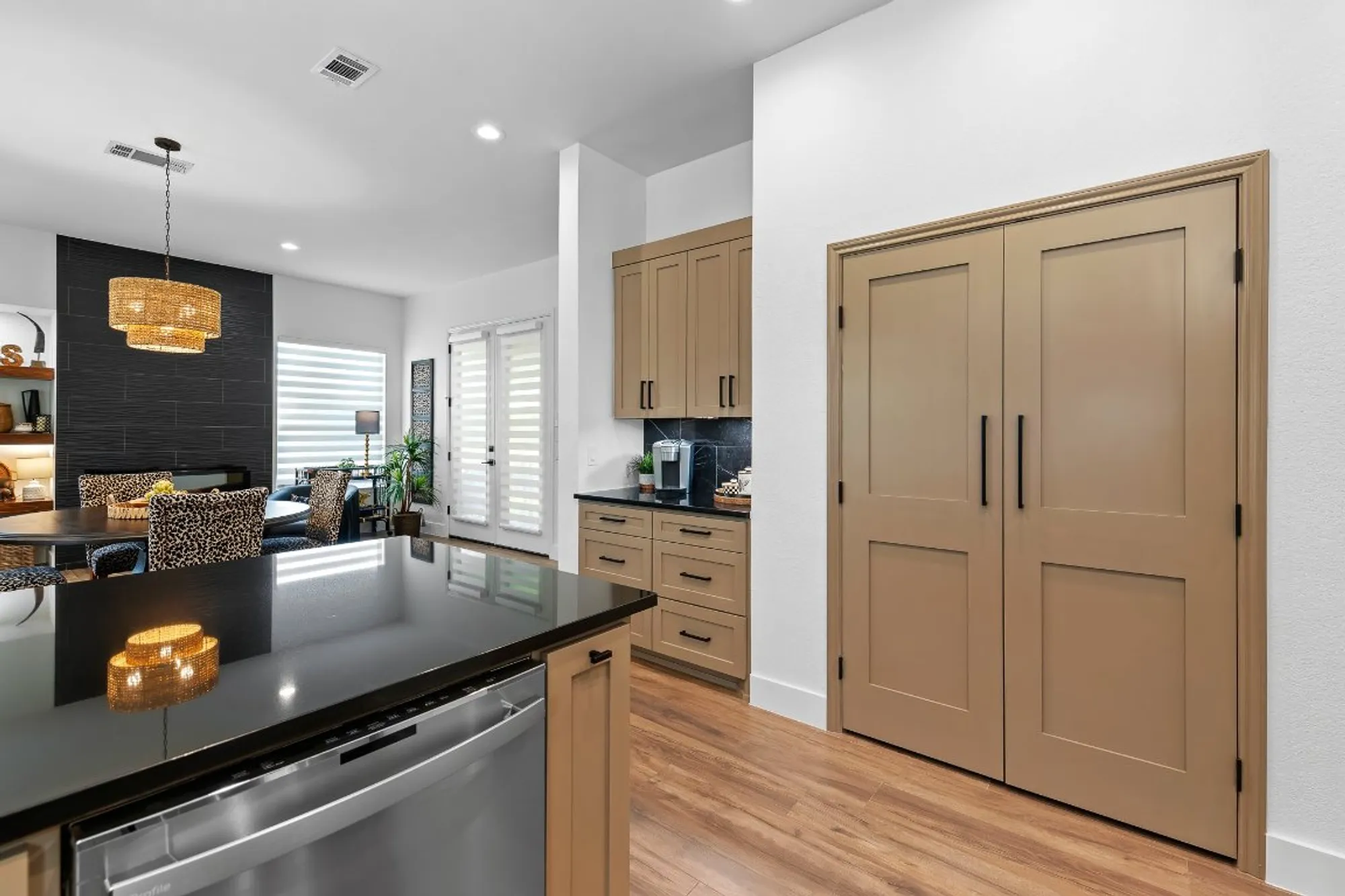 Property Slideshow image 17 of 36 | 126 enchanted dr, Georgetown, TX, 78633