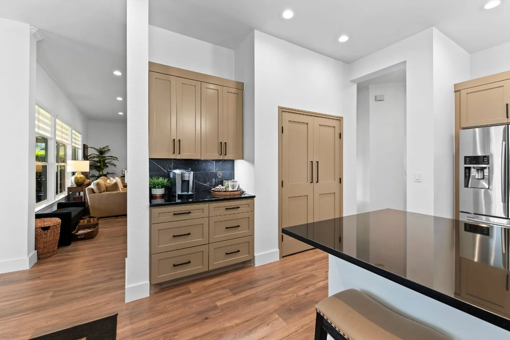 Property Slideshow image 12 of 36 | 126 enchanted dr, Georgetown, TX, 78633