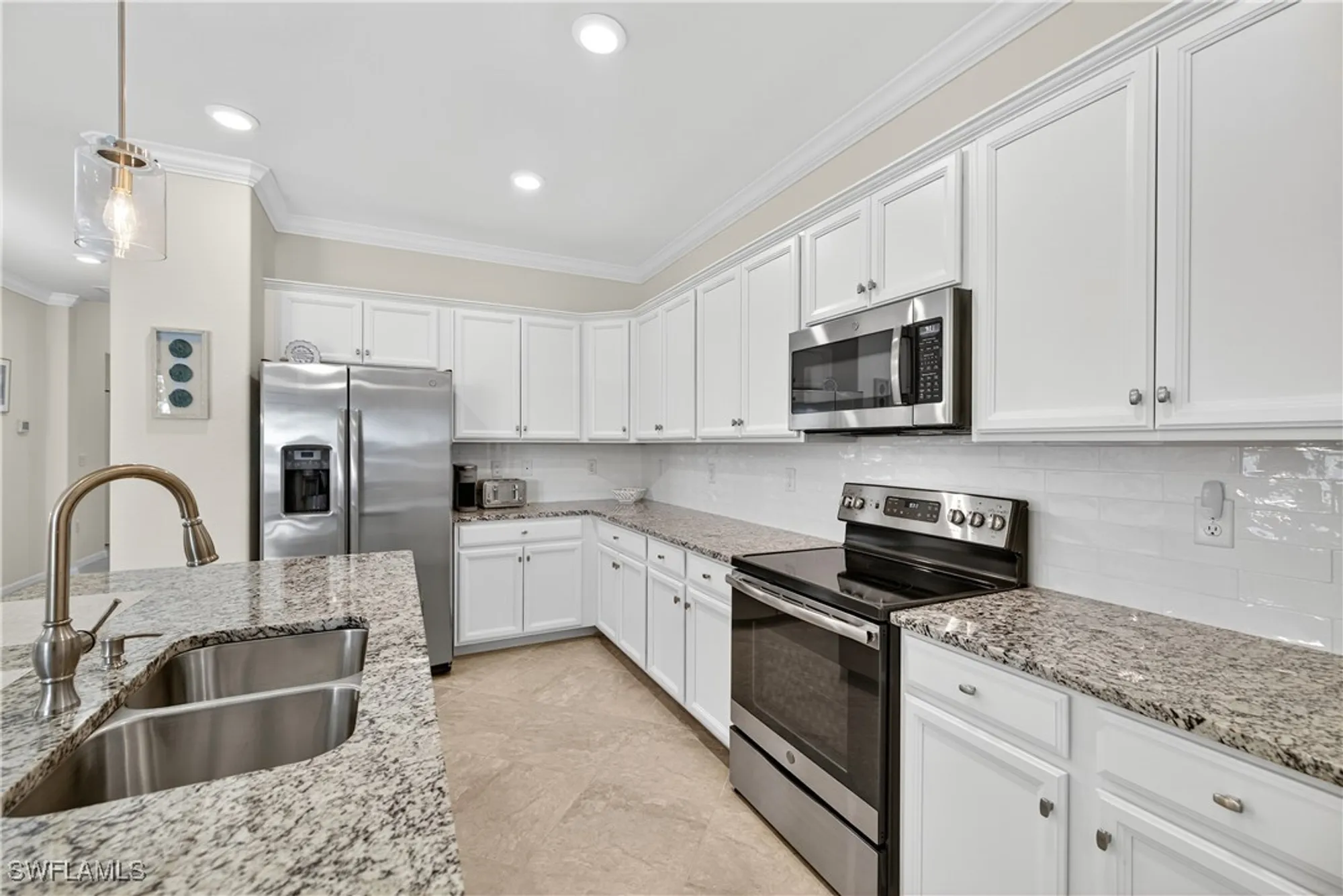 Property Slideshow image 16 of 41 | 19821 bittersweet ln, Estero, FL, 33928