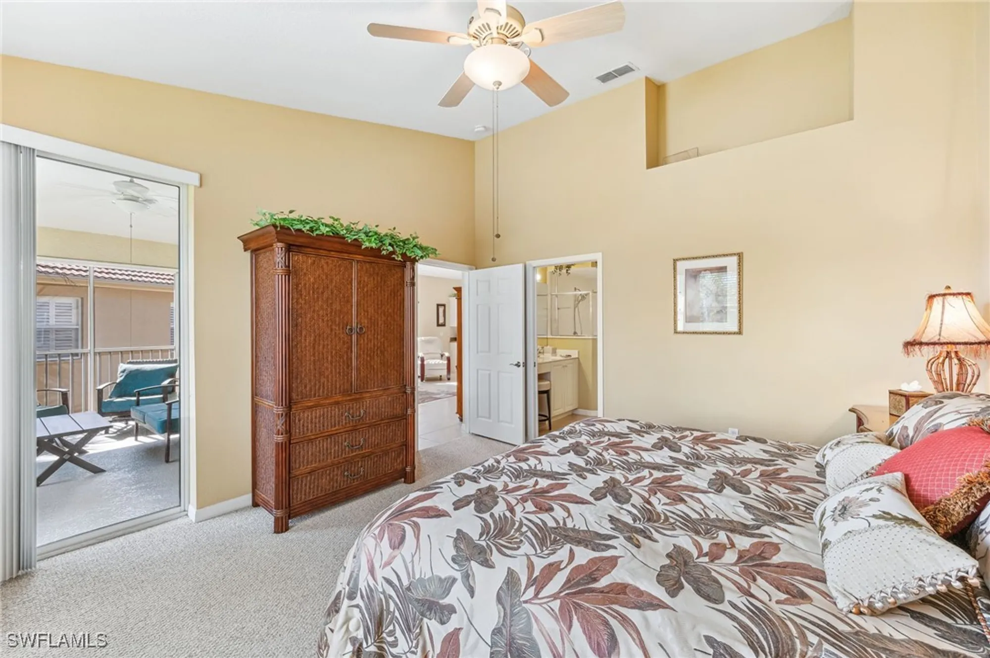 Property Slideshow image 14 of 25 | 20051 seagrove st unit 1208, Estero, FL, 33928