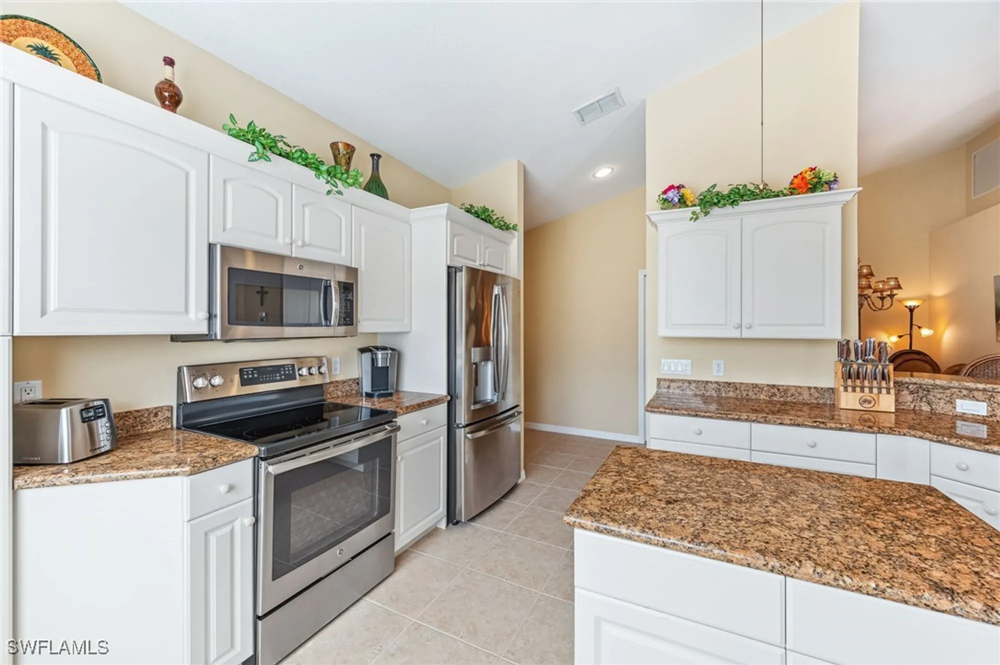 Property Slideshow image 8 of 25 | 20051 seagrove st unit 1208, Estero, FL, 33928