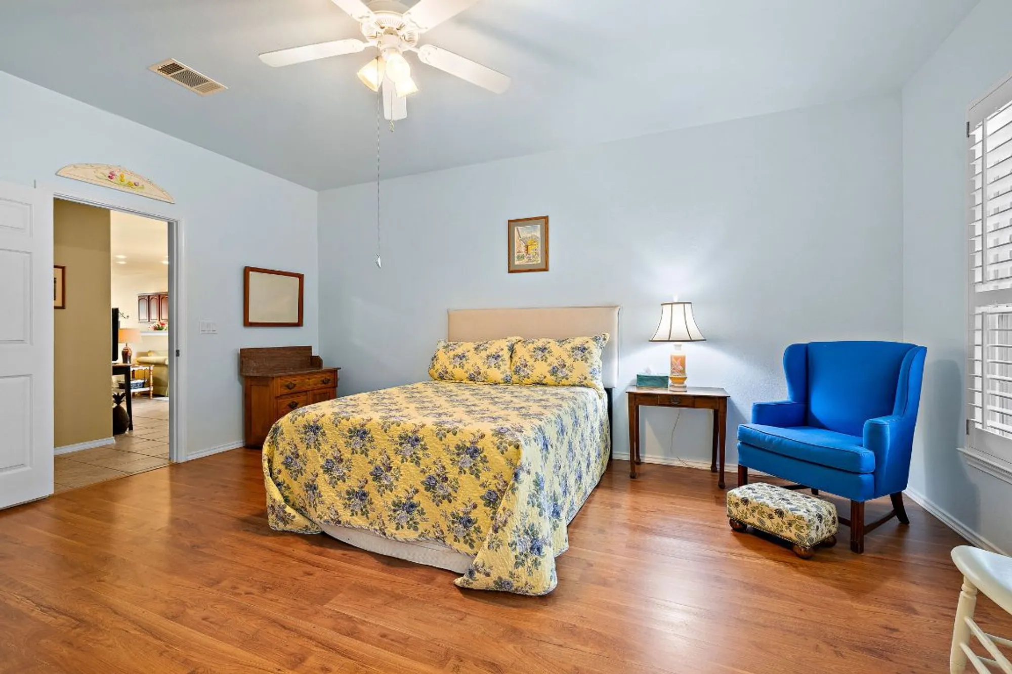 Property Slideshow image 16 of 26 | 406 sundance ln, Georgetown, TX, 78633