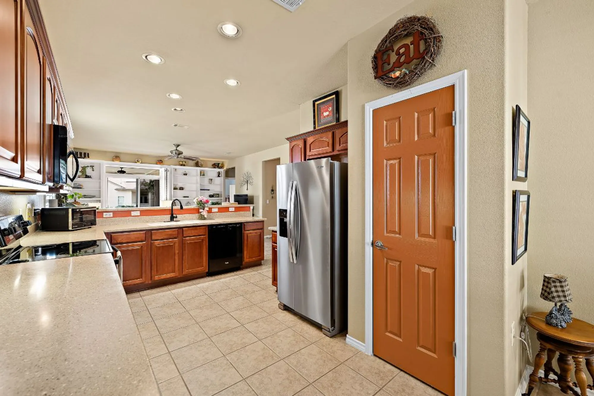Property Slideshow image 9 of 26 | 406 sundance ln, Georgetown, TX, 78633