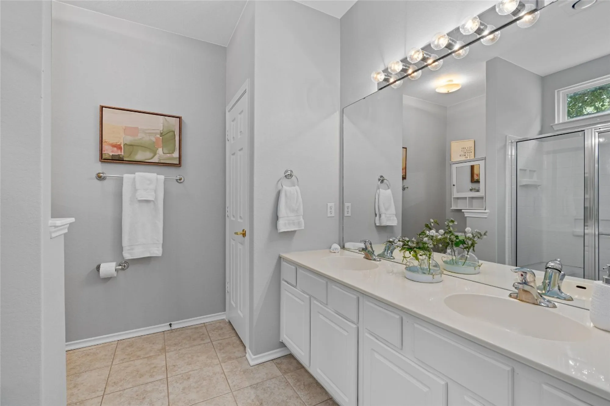 Property Slideshow image 17 of 30 | 225 crockett loop, Georgetown, TX, 78633
