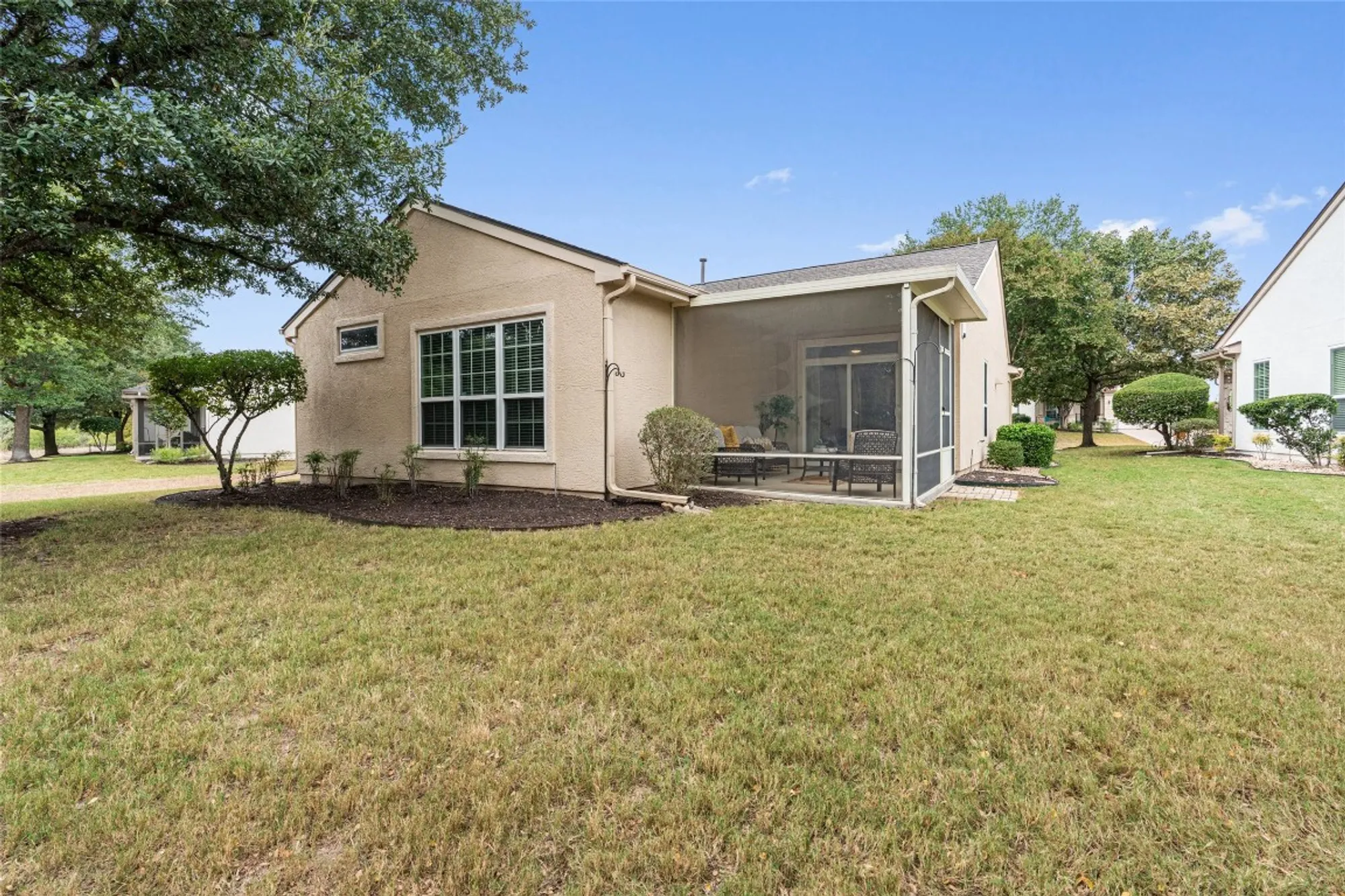 Property Slideshow image 25 of 30 | 225 crockett loop, Georgetown, TX, 78633