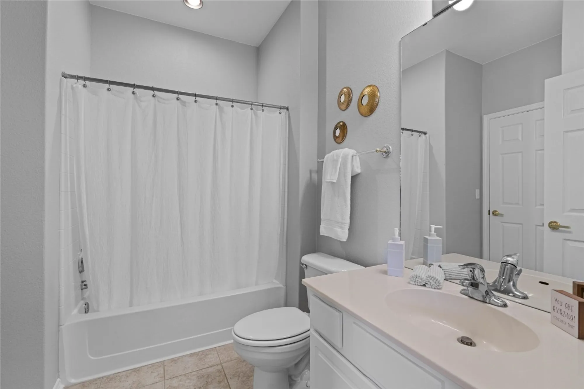 Property Slideshow image 22 of 30 | 225 crockett loop, Georgetown, TX, 78633