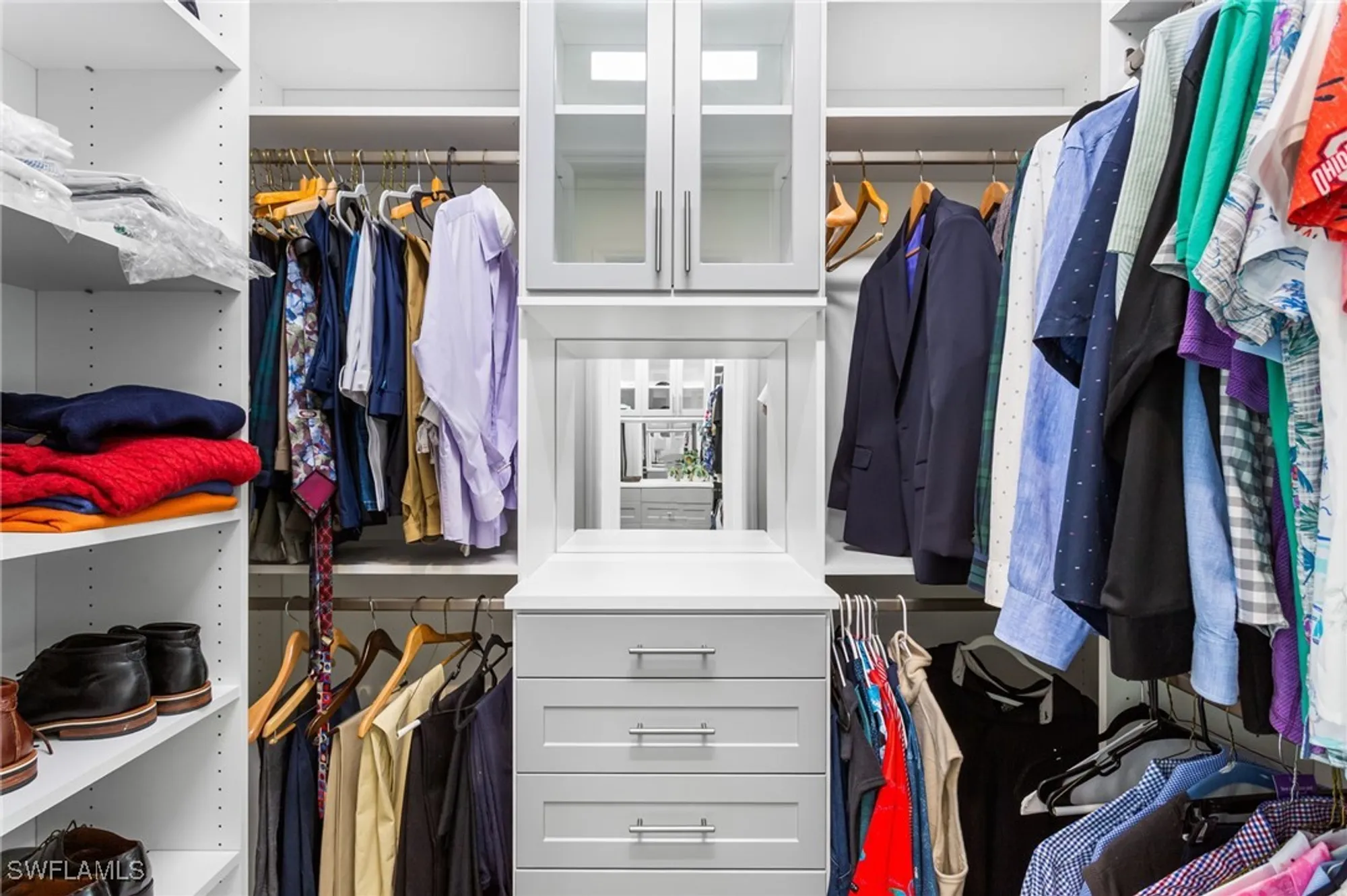 Property Slideshow image 17 of 50 | 11813 drake ln, Naples, FL, 34120