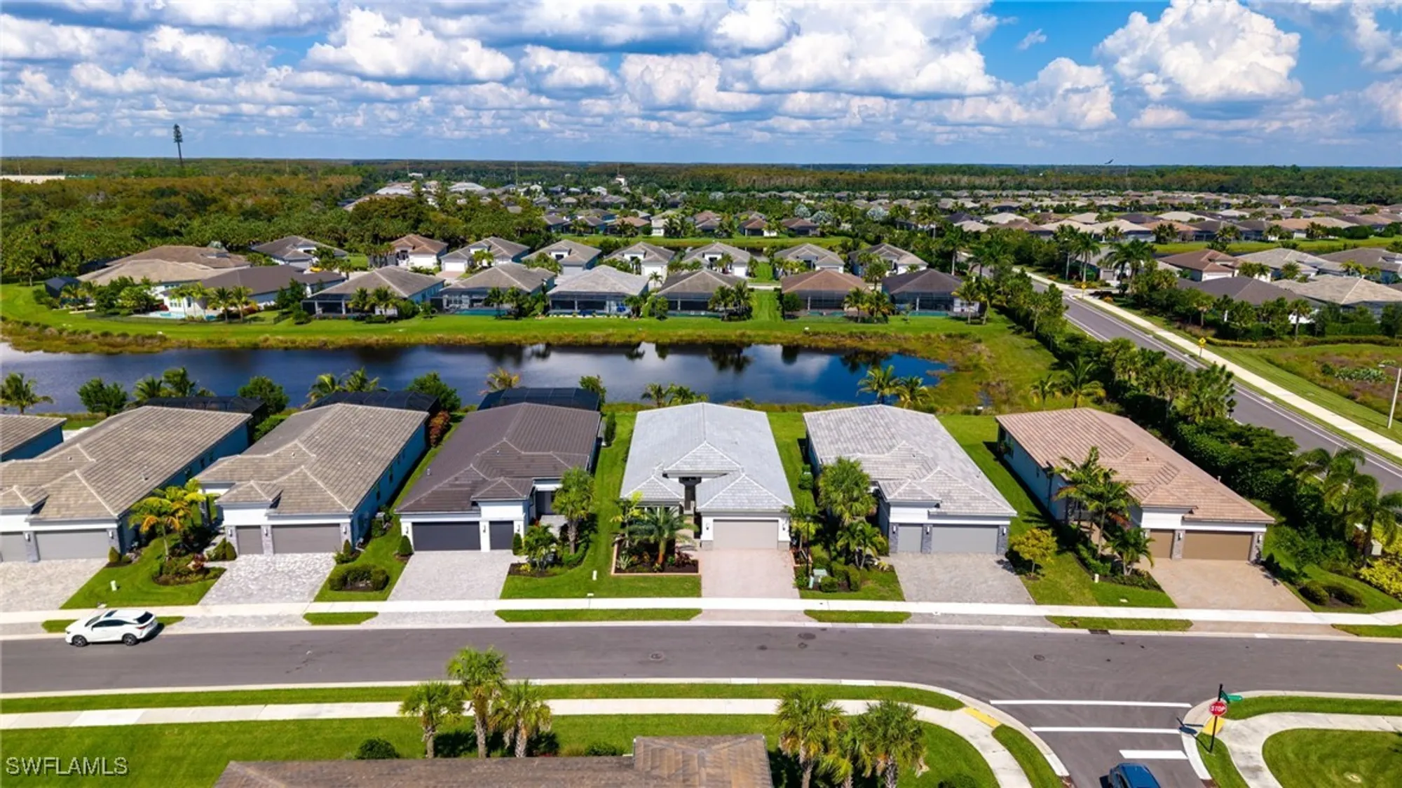 Property Slideshow image 36 of 50 | 11813 drake ln, Naples, FL, 34120