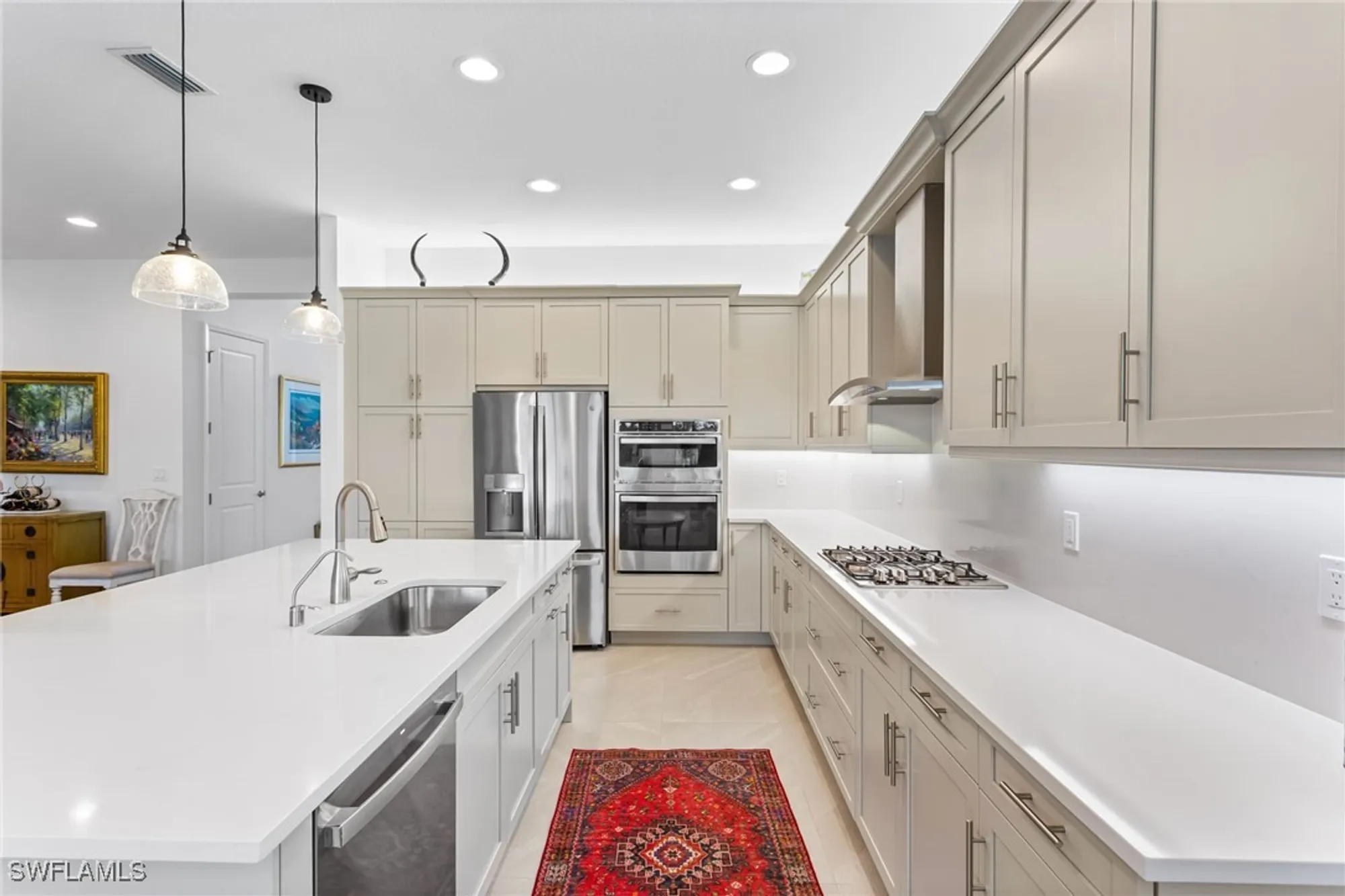 Property Slideshow image 9 of 50 | 11813 drake ln, Naples, FL, 34120