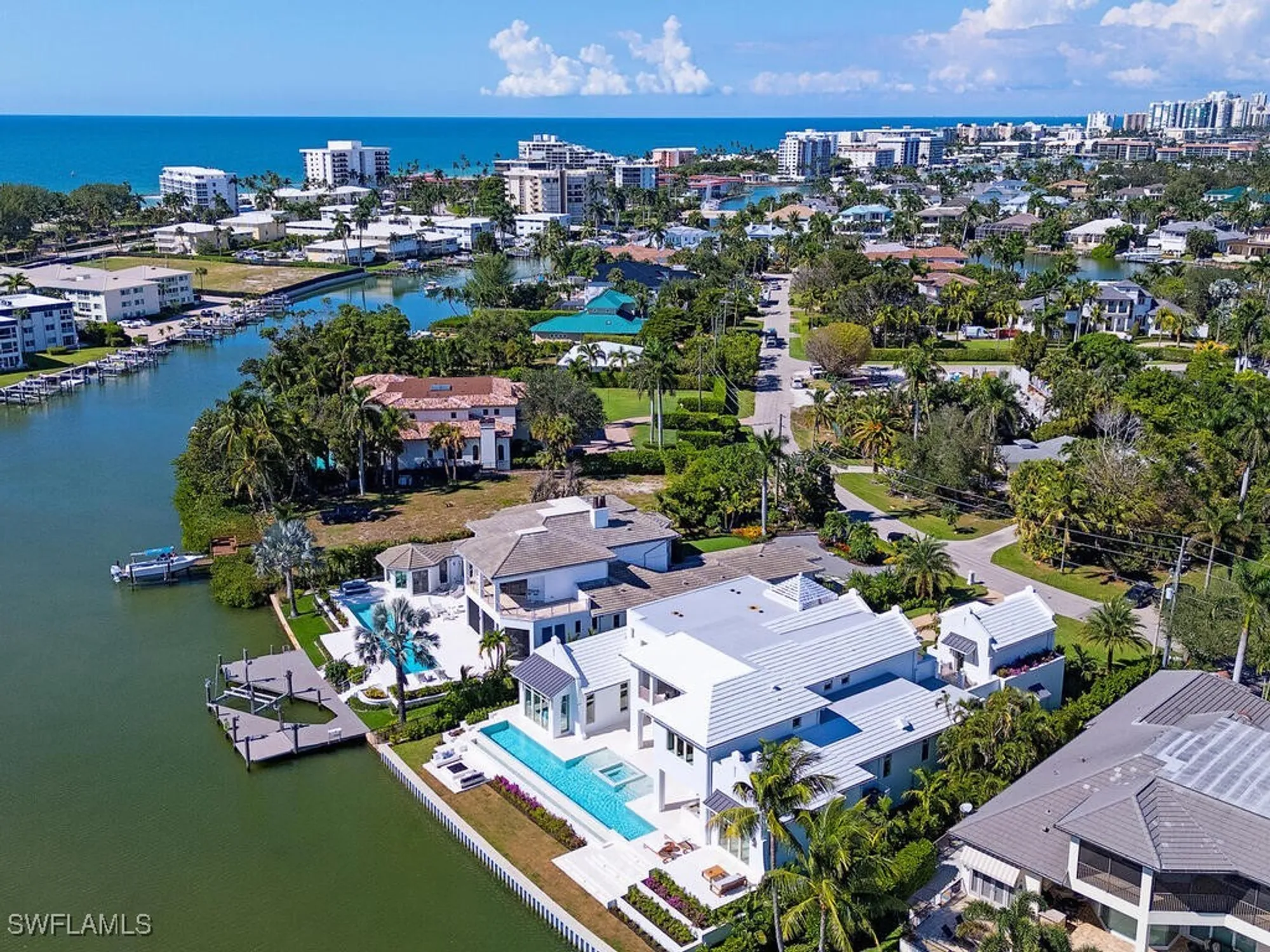 Property Slideshow image 21 of 21 | 306 spring line dr, Naples, FL, 34102