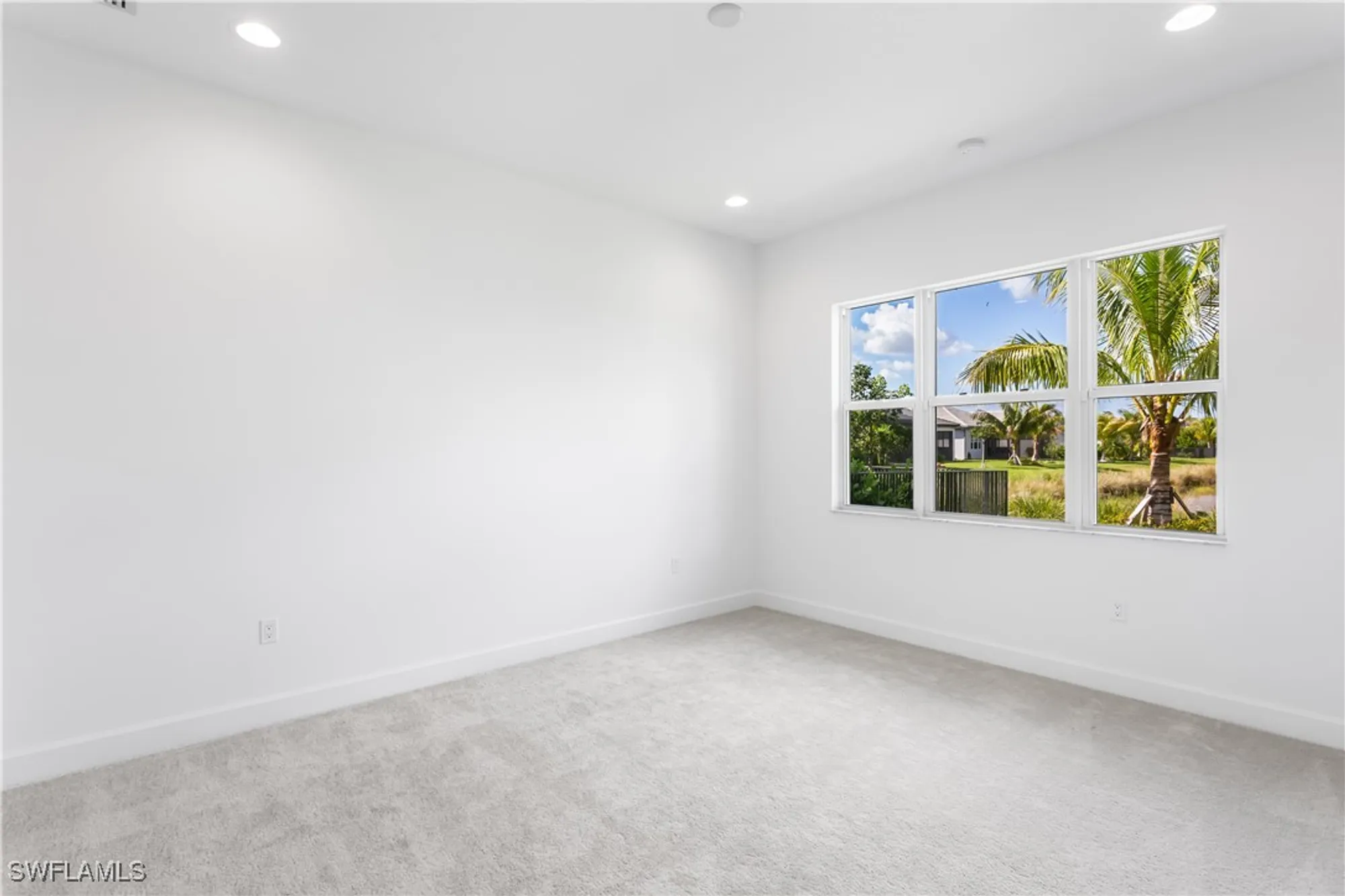 Property Slideshow image 14 of 34 | 12438 dahlia ct, Naples, FL, 34120