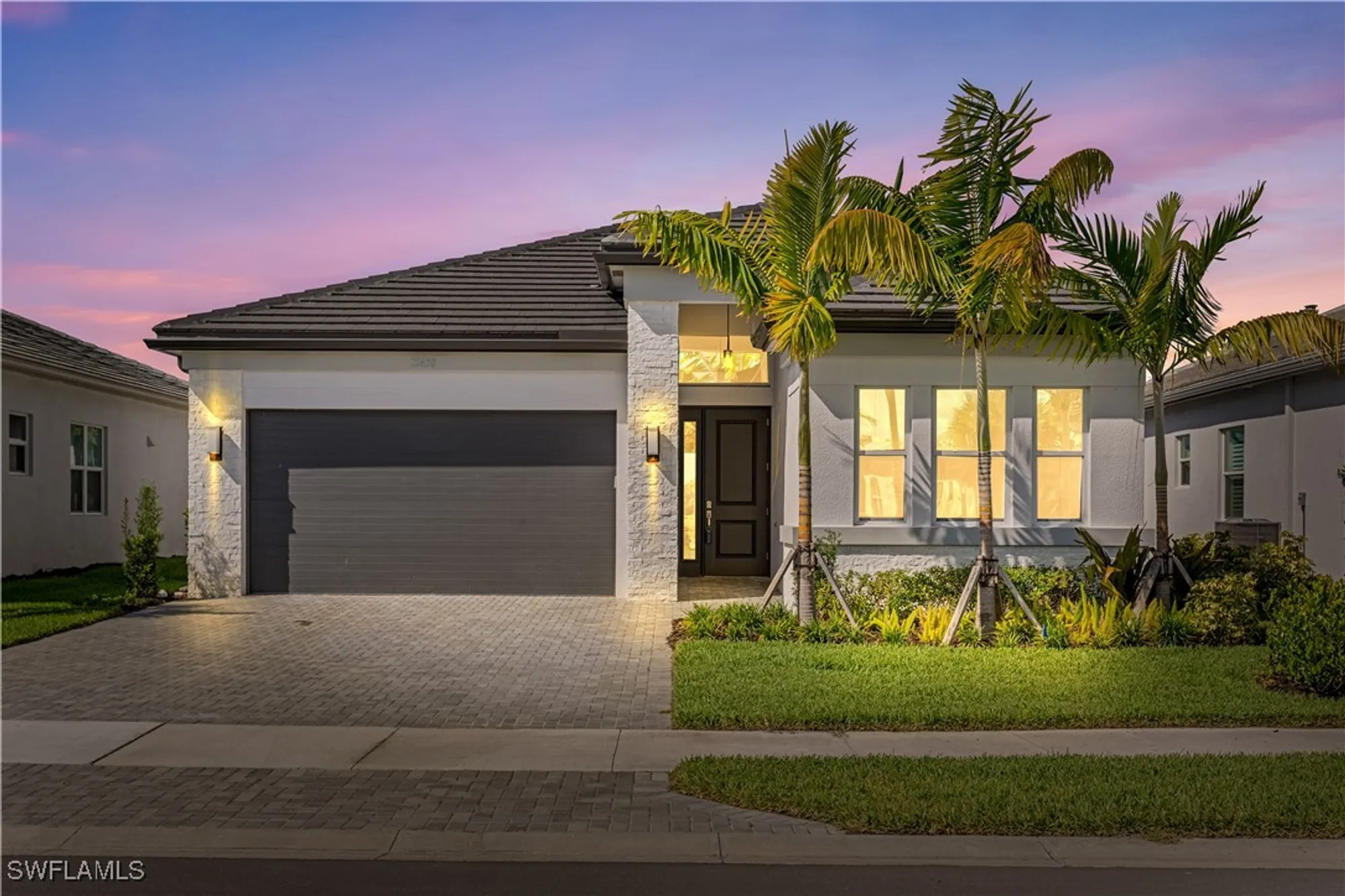 Property Slideshow image 1 of 34 | 12438 dahlia ct, Naples, FL, 34120