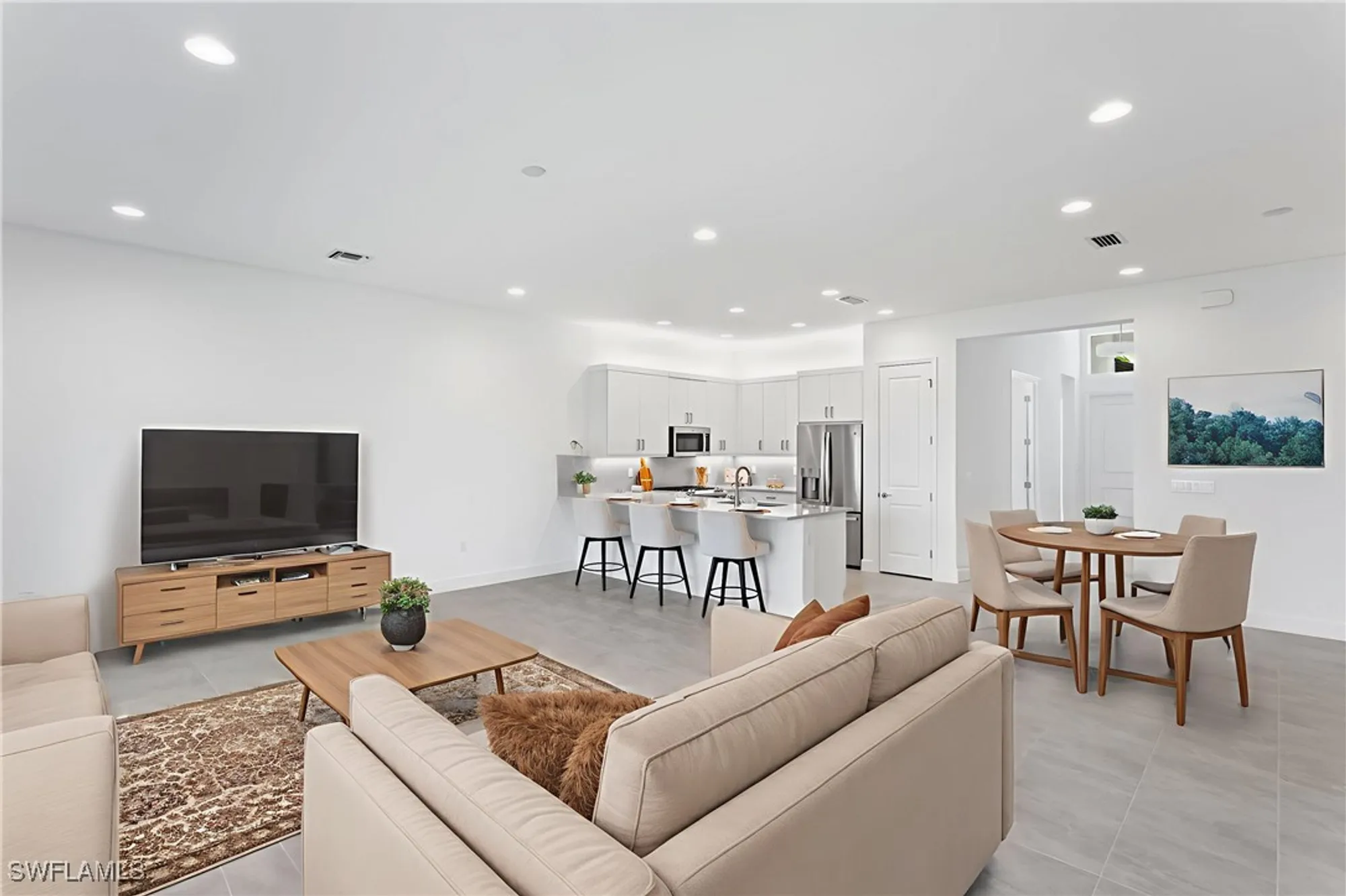 Property Slideshow image 10 of 34 | 12438 dahlia ct, Naples, FL, 34120