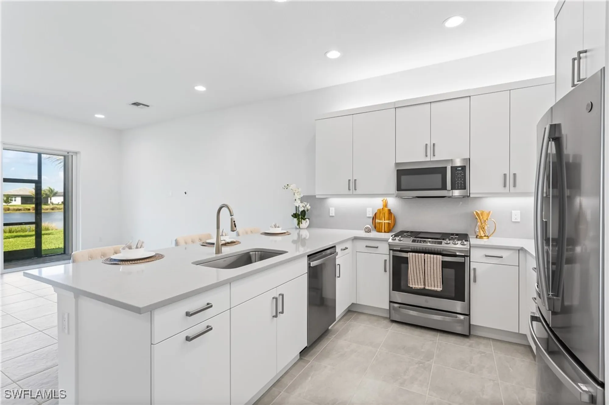 Property Slideshow image 12 of 34 | 12438 dahlia ct, Naples, FL, 34120