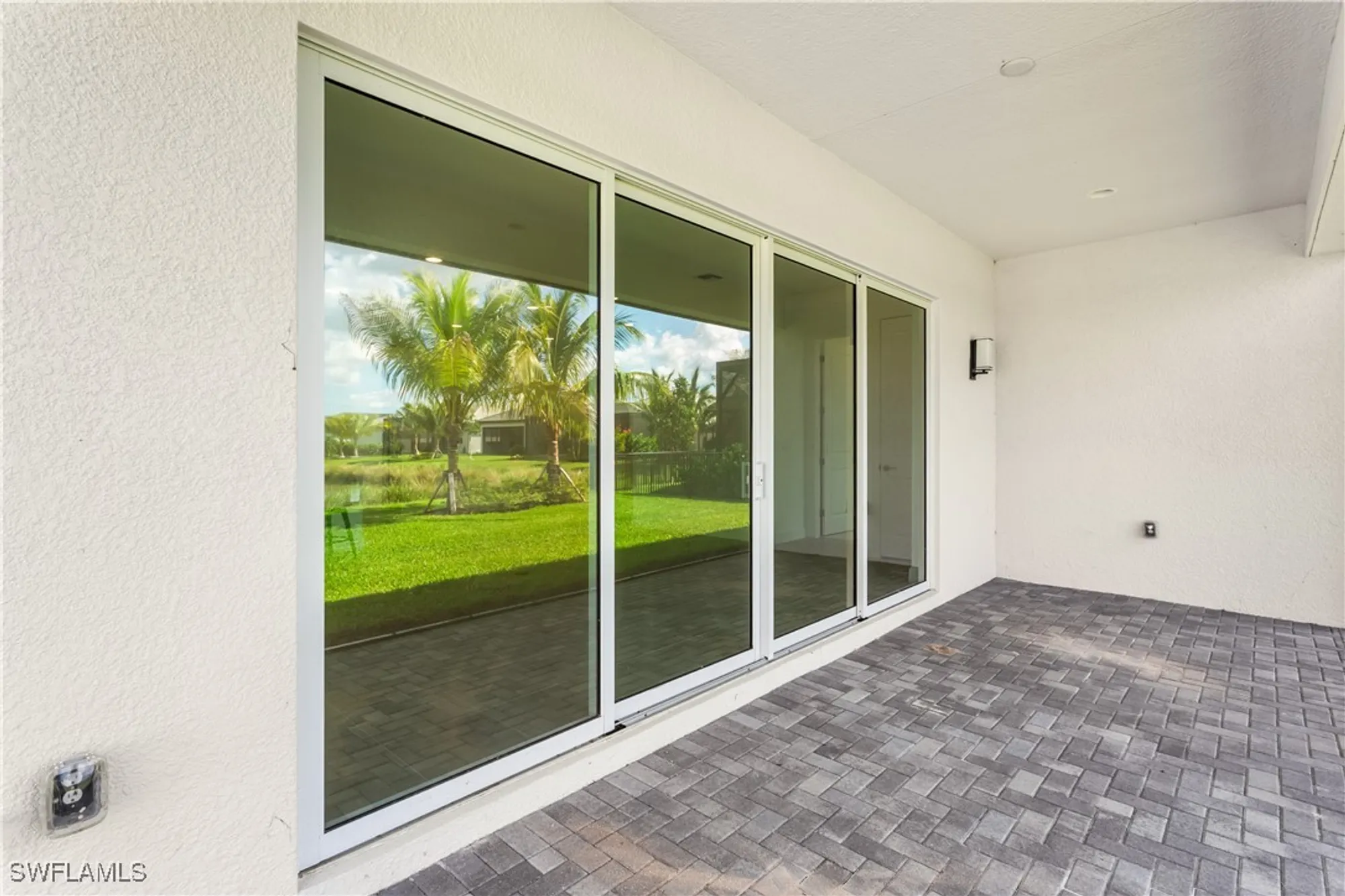 Property Slideshow image 31 of 34 | 12438 dahlia ct, Naples, FL, 34120