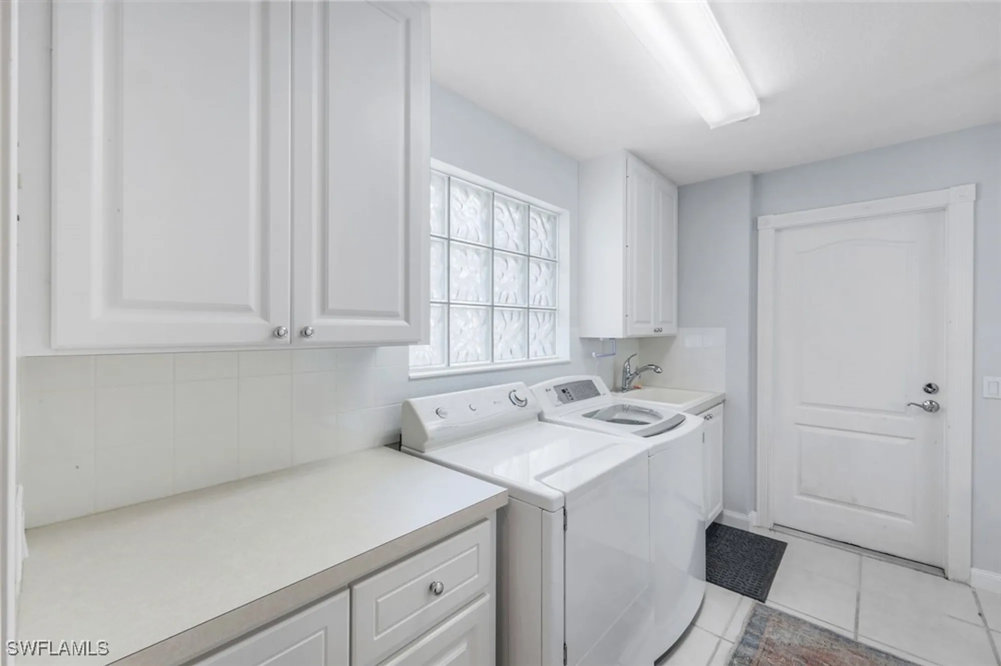 Property Slideshow image 24 of 44 | 4251 redonda ln, Naples, FL, 34119