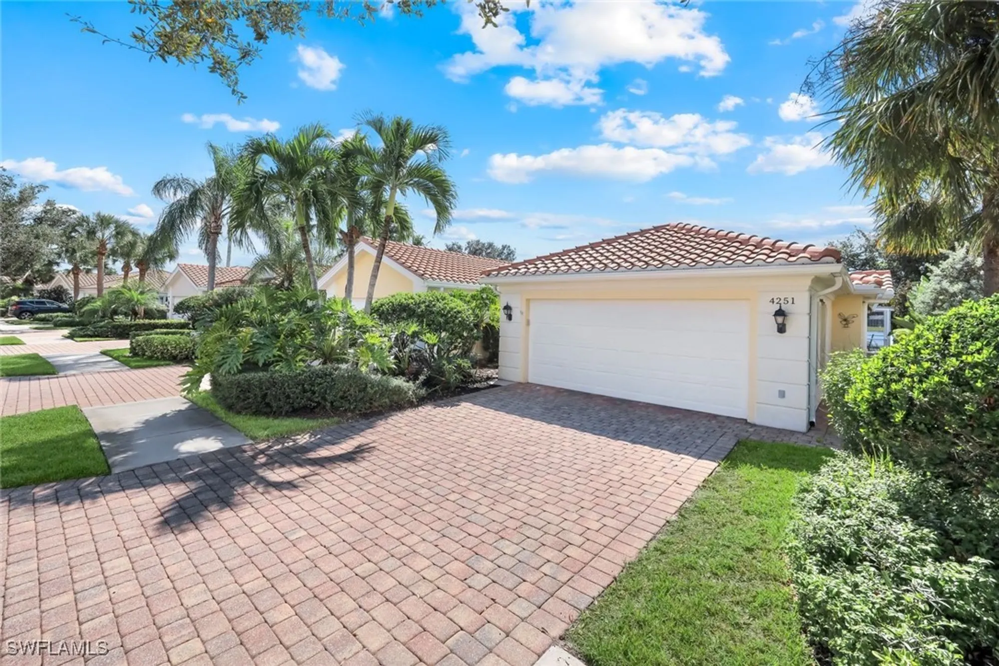Property Slideshow image 7 of 44 | 4251 redonda ln, Naples, FL, 34119