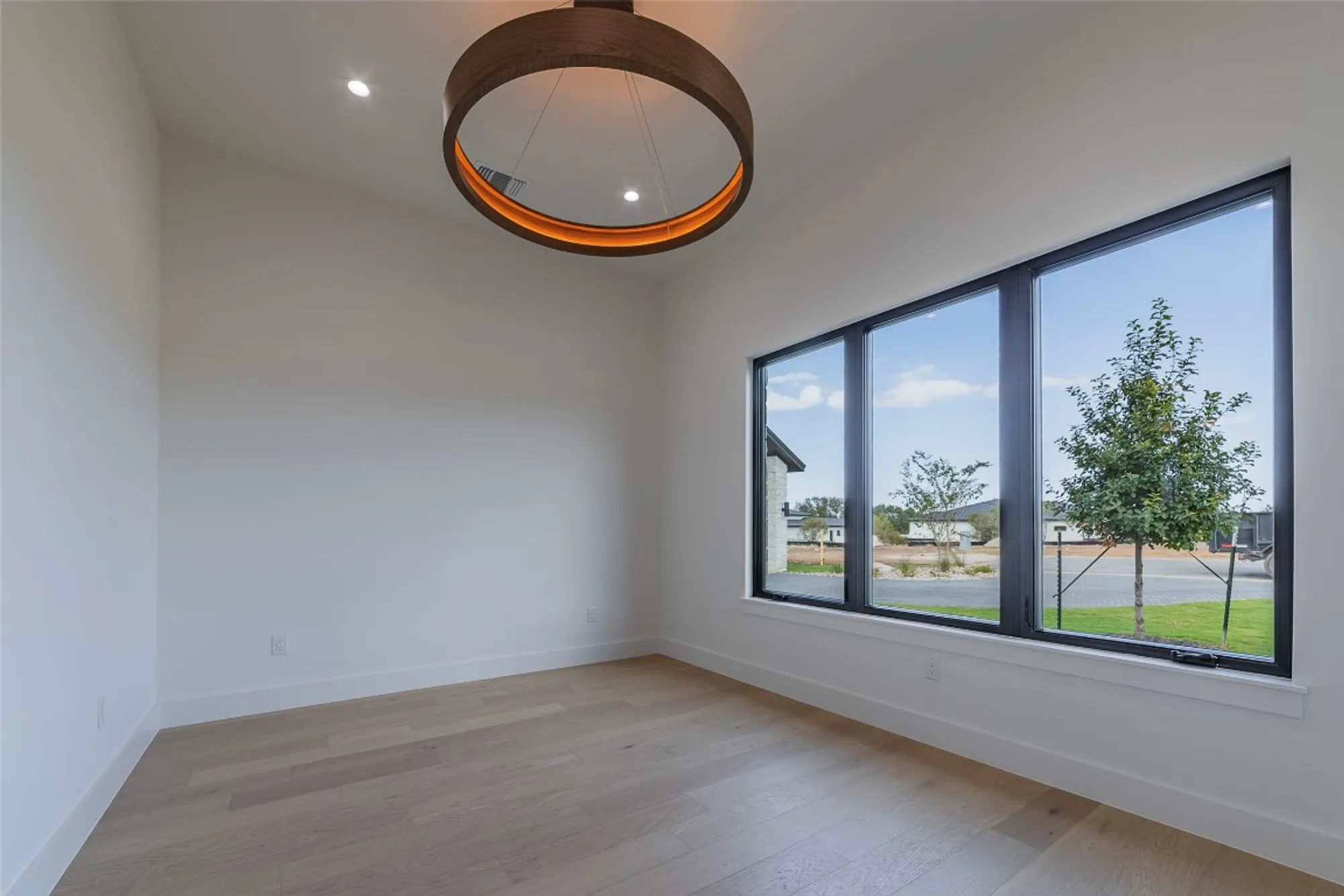 Property Slideshow image 28 of 39 | 105 manciano, Horseshoe Bay, TX, 78657