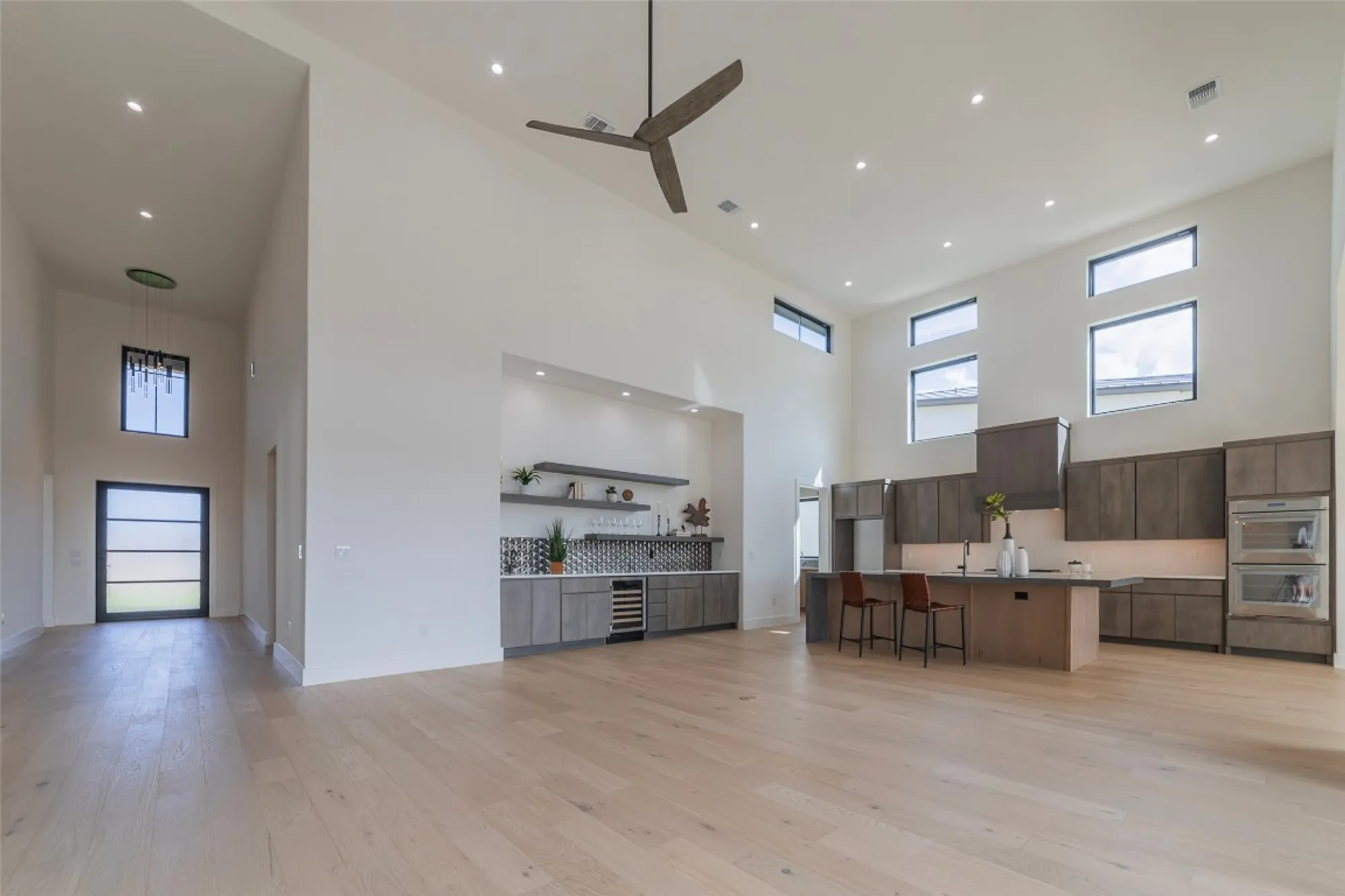 Property Slideshow image 6 of 39 | 105 manciano, Horseshoe Bay, TX, 78657